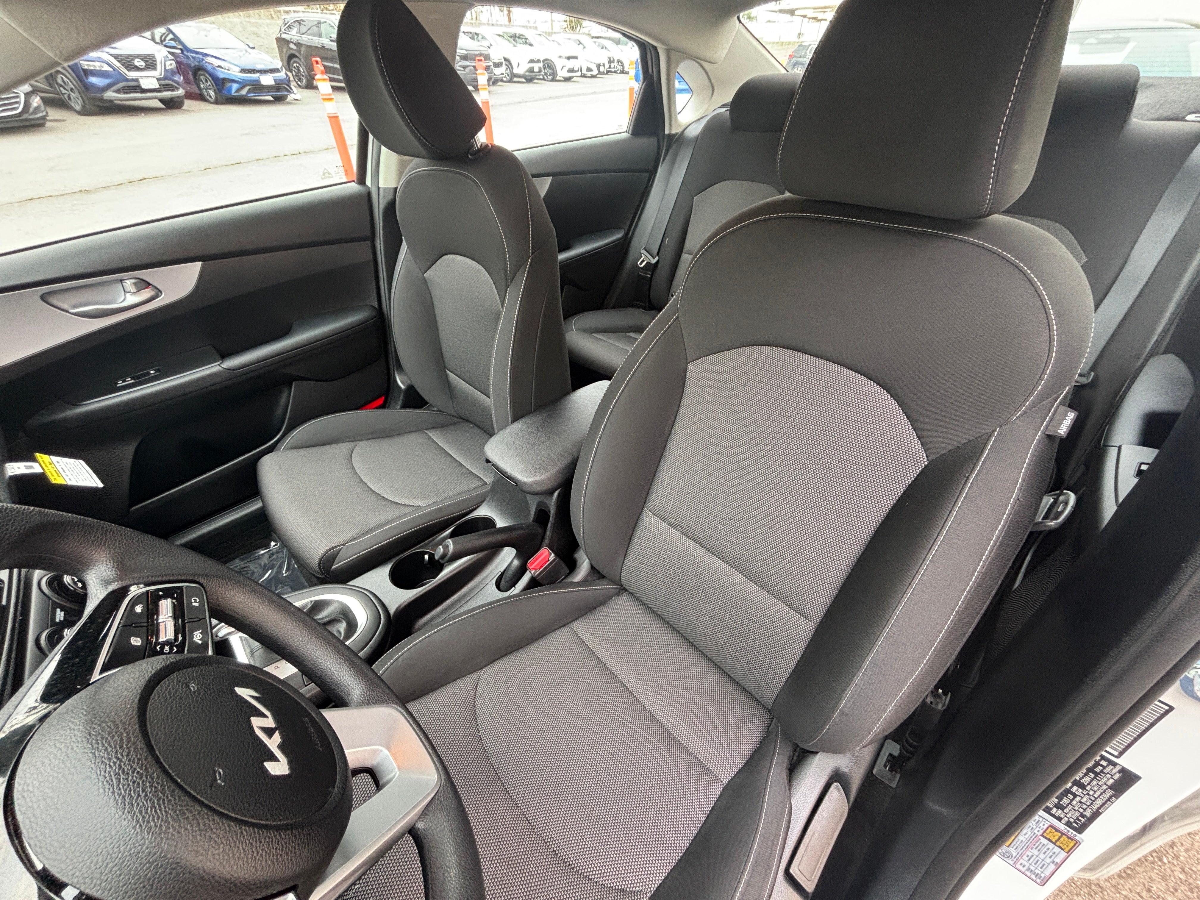 2024 Kia Forte LXS 2