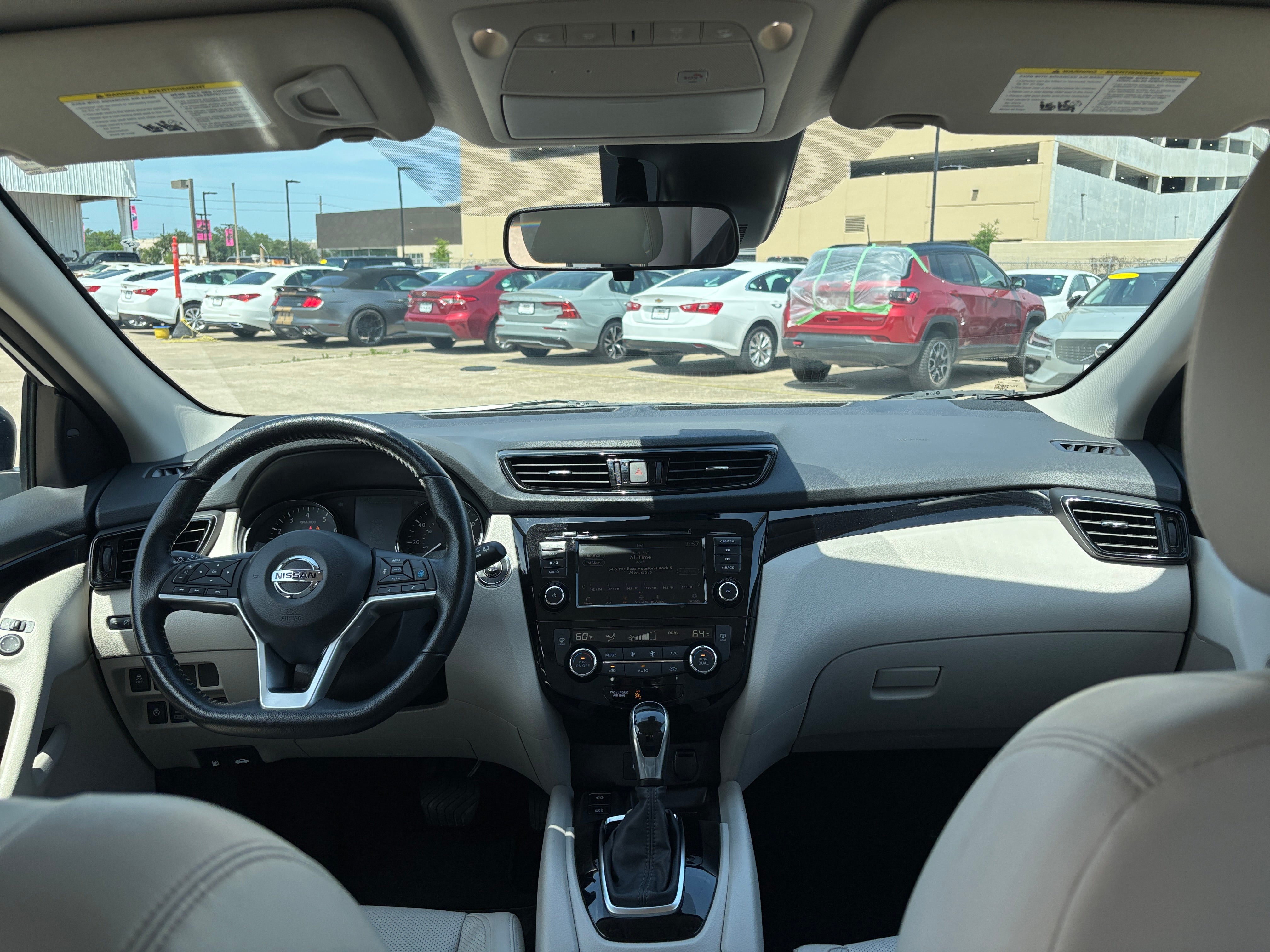 2022 Nissan Rogue Sport SL 3