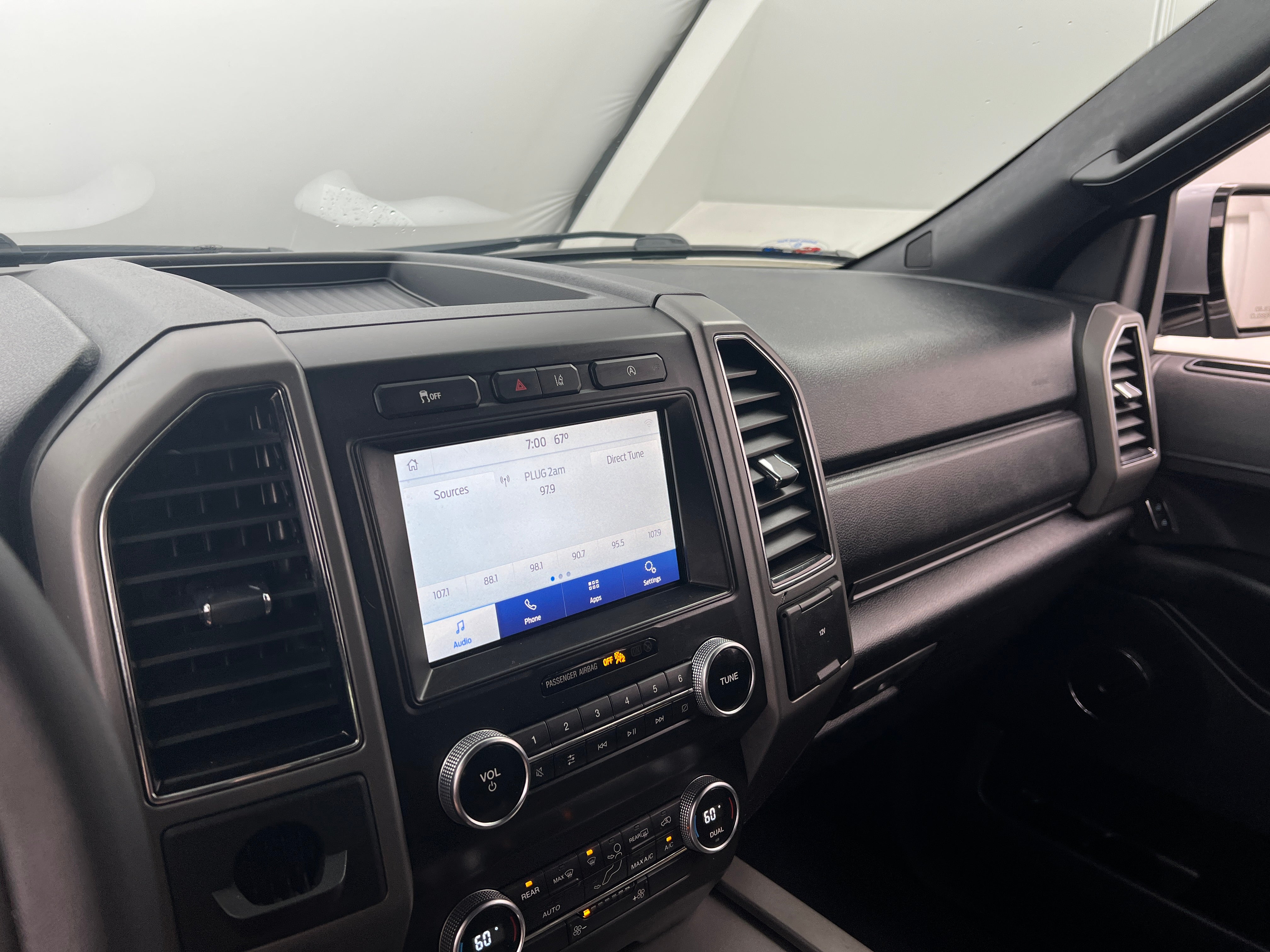 2020 Ford Expedition XLT 4