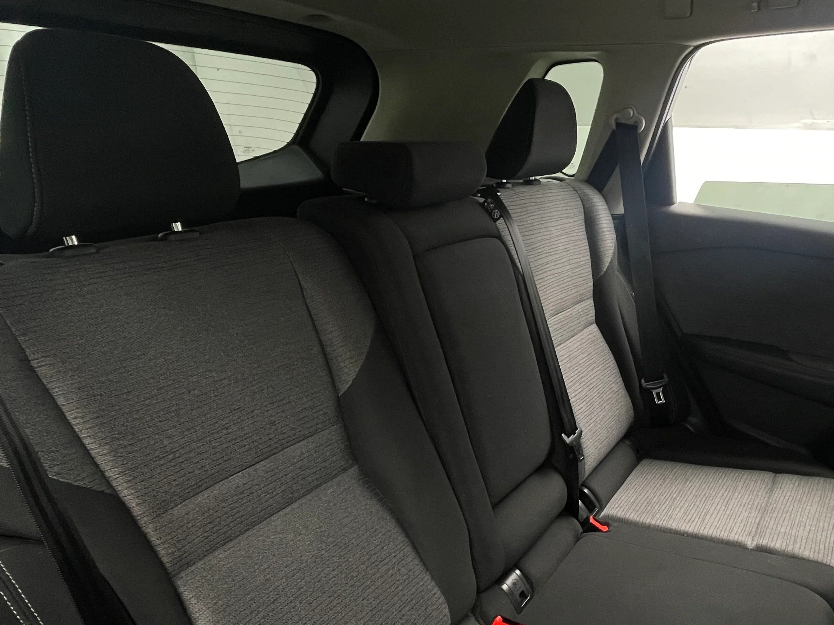 2023 Nissan Rogue SV 6