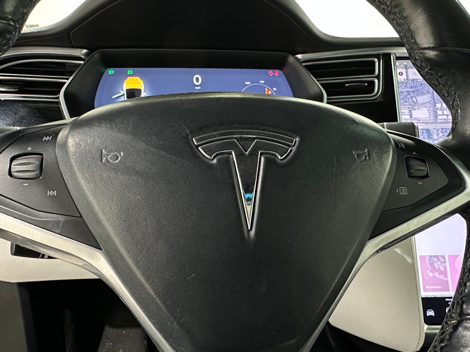 Thumbnail: 2018 Tesla Model X - 3