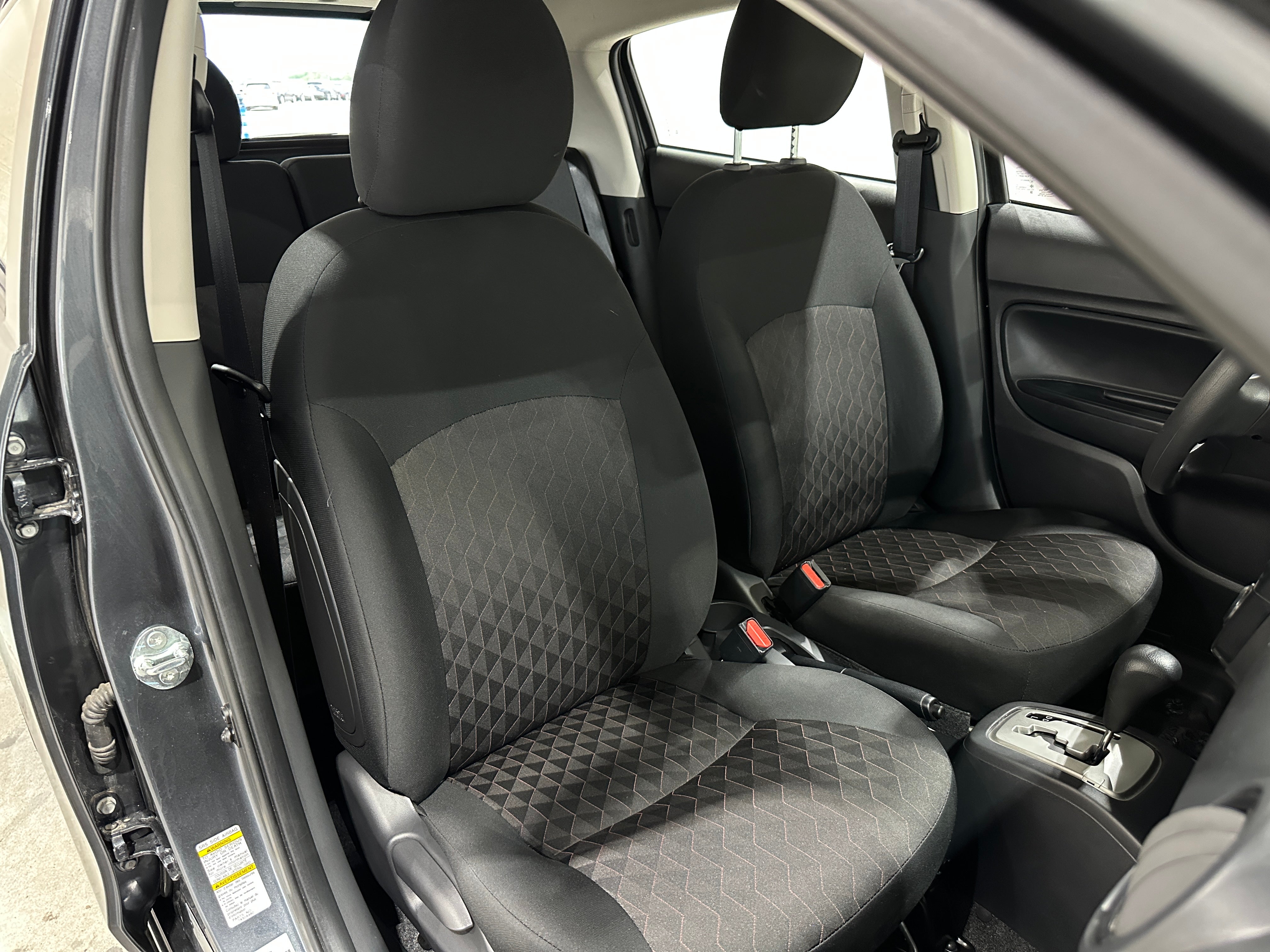 2024 Mitsubishi Mirage ES 2