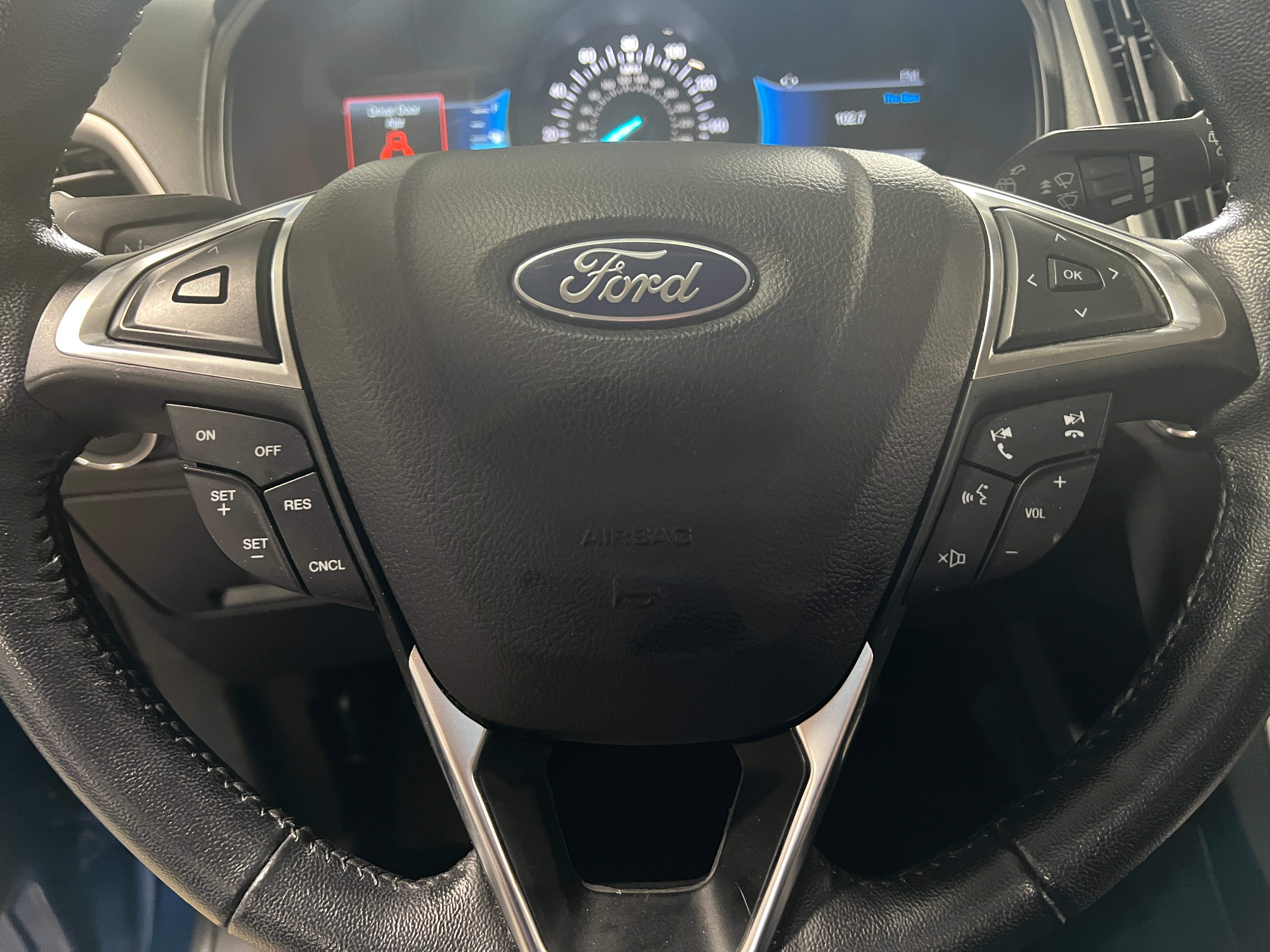 2023 Ford Edge SEL 5