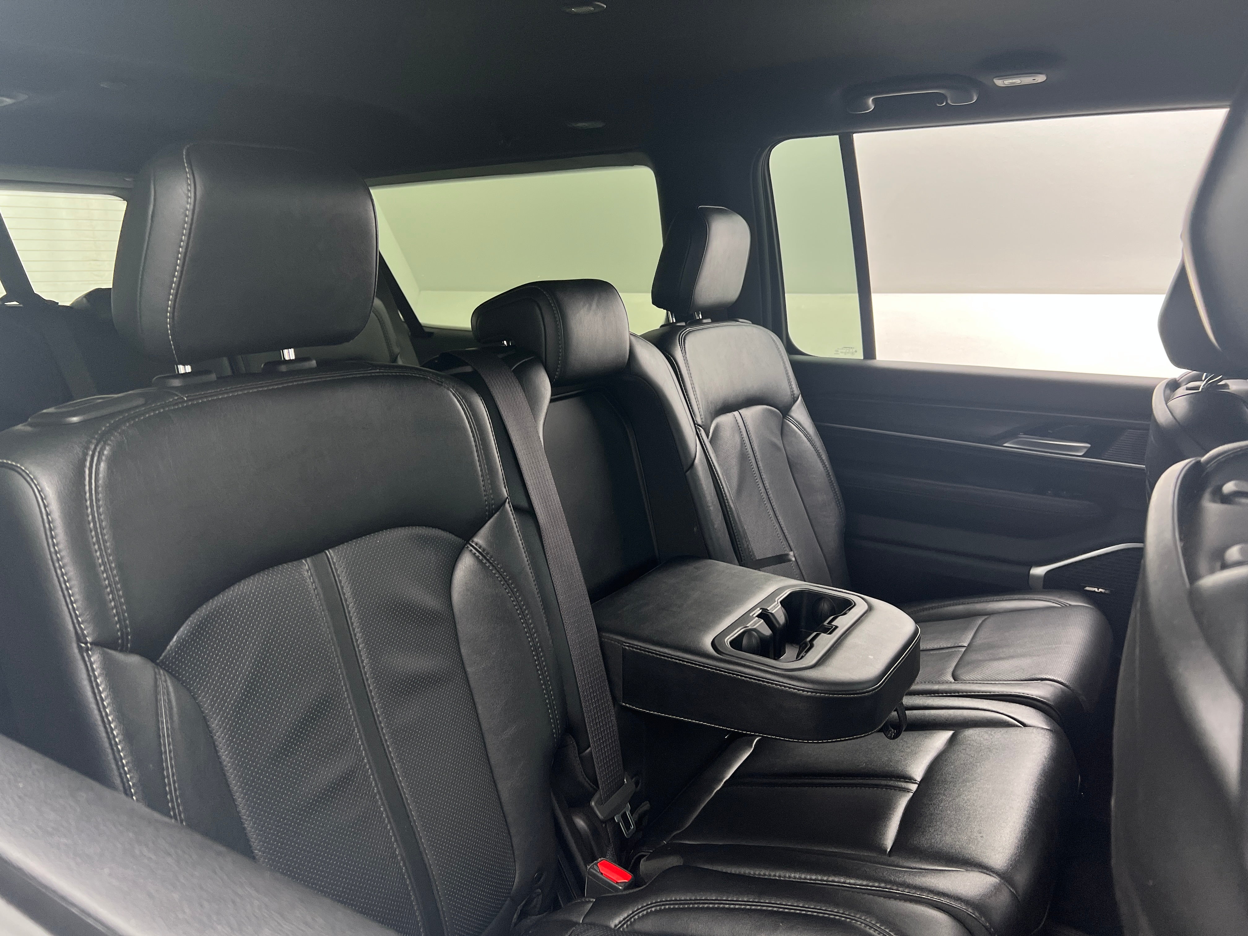 2023 Jeep Wagoneer Series II 5