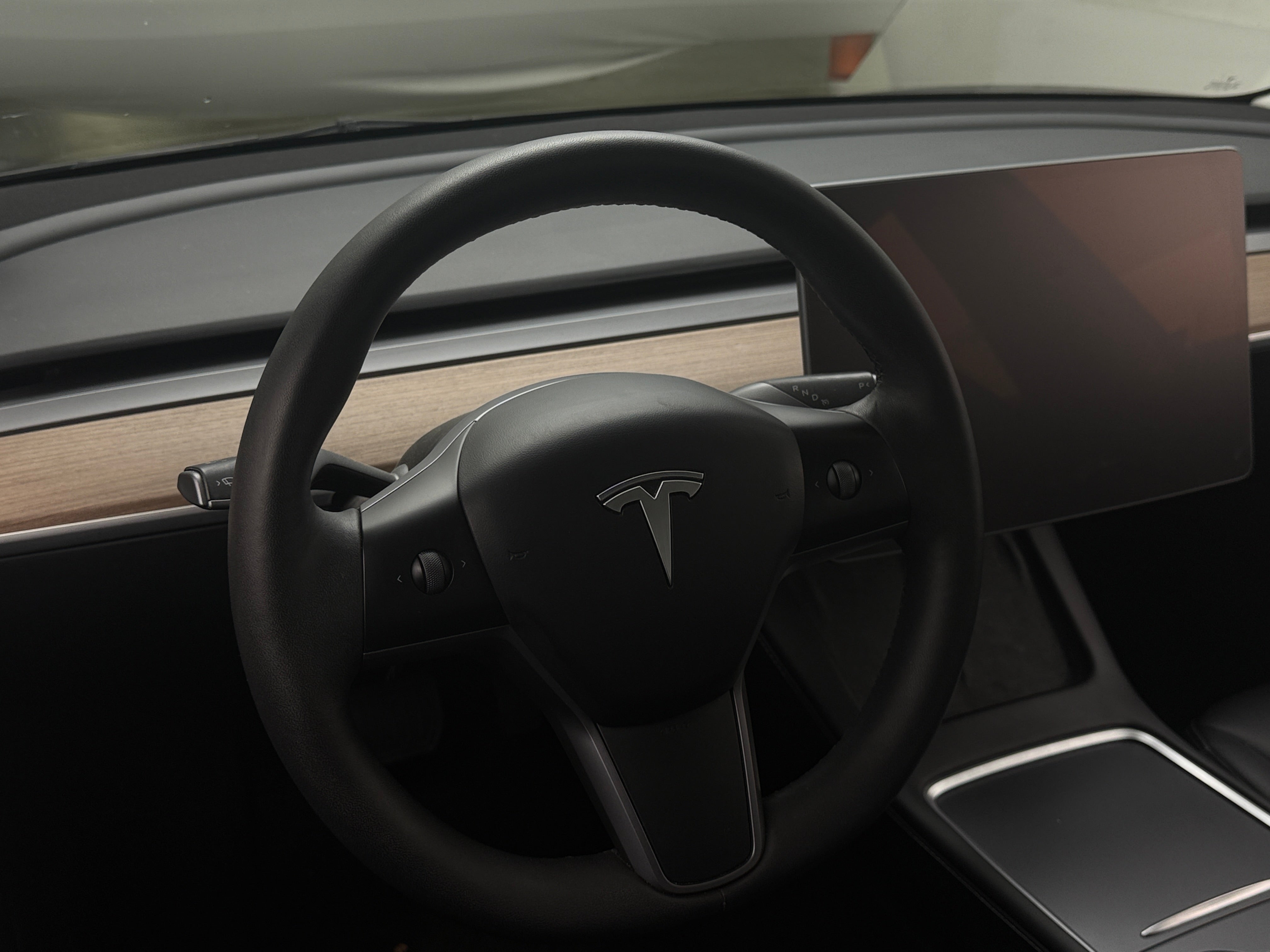 2023 Tesla Model 3 Standard Range 4
