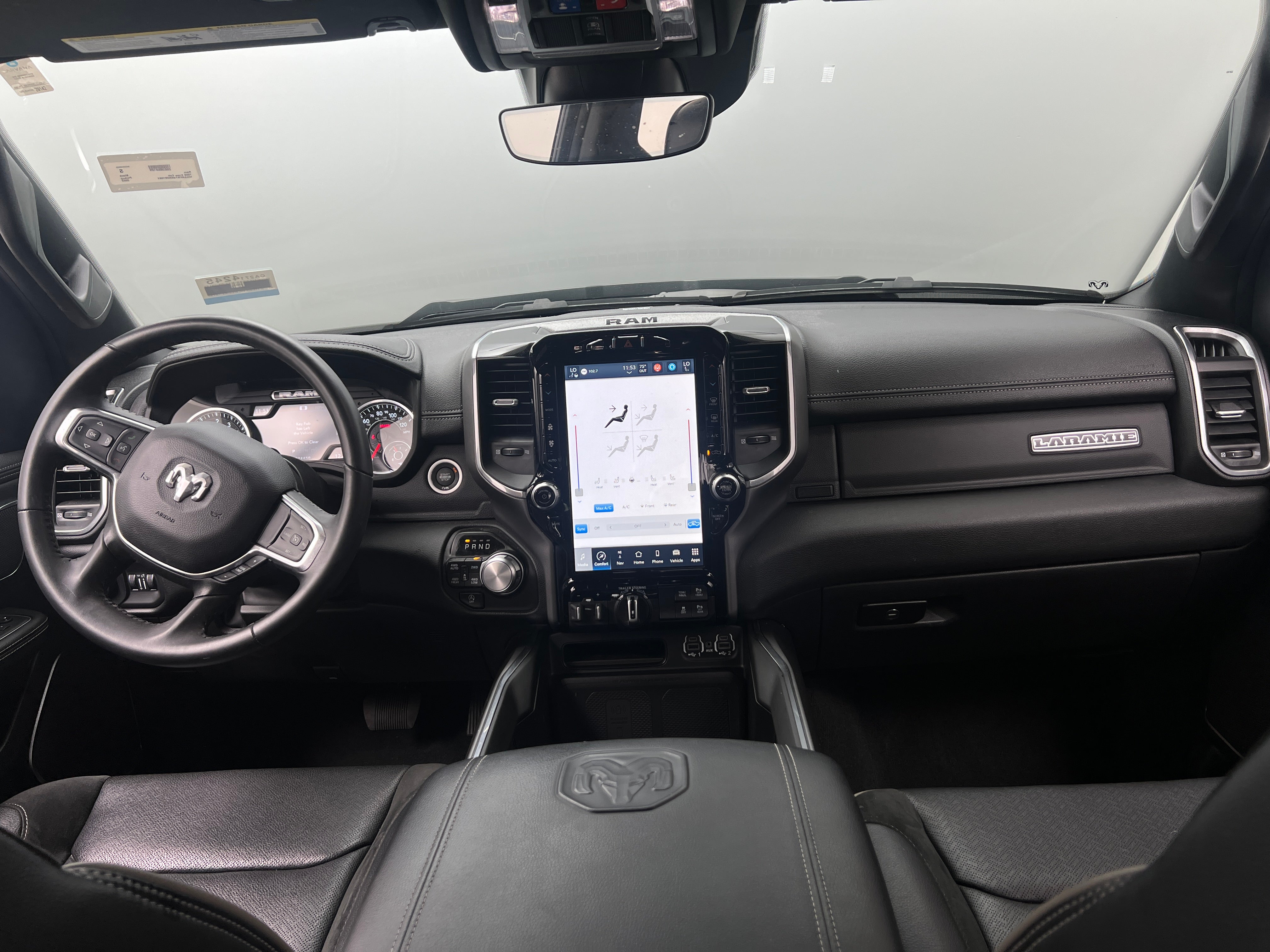 2022 RAM 1500 Laramie 2