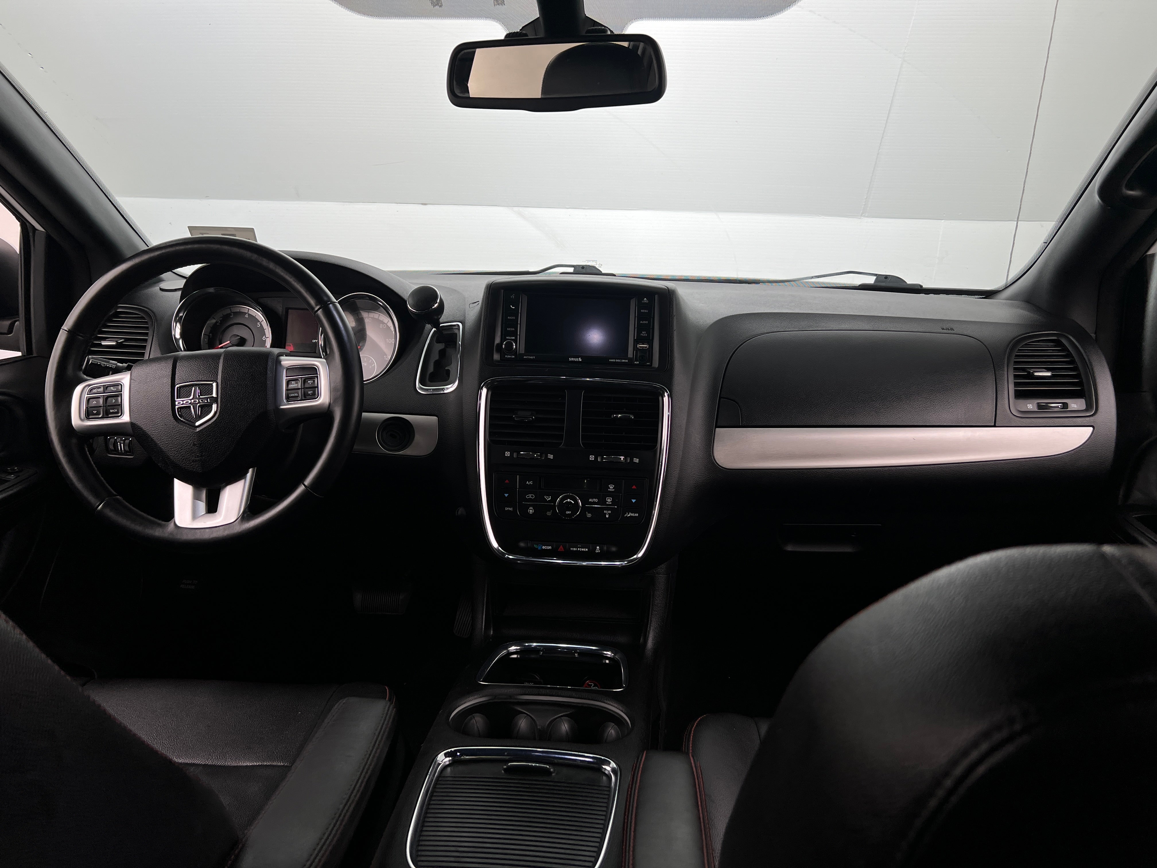 2019 Dodge Grand Caravan SE 2