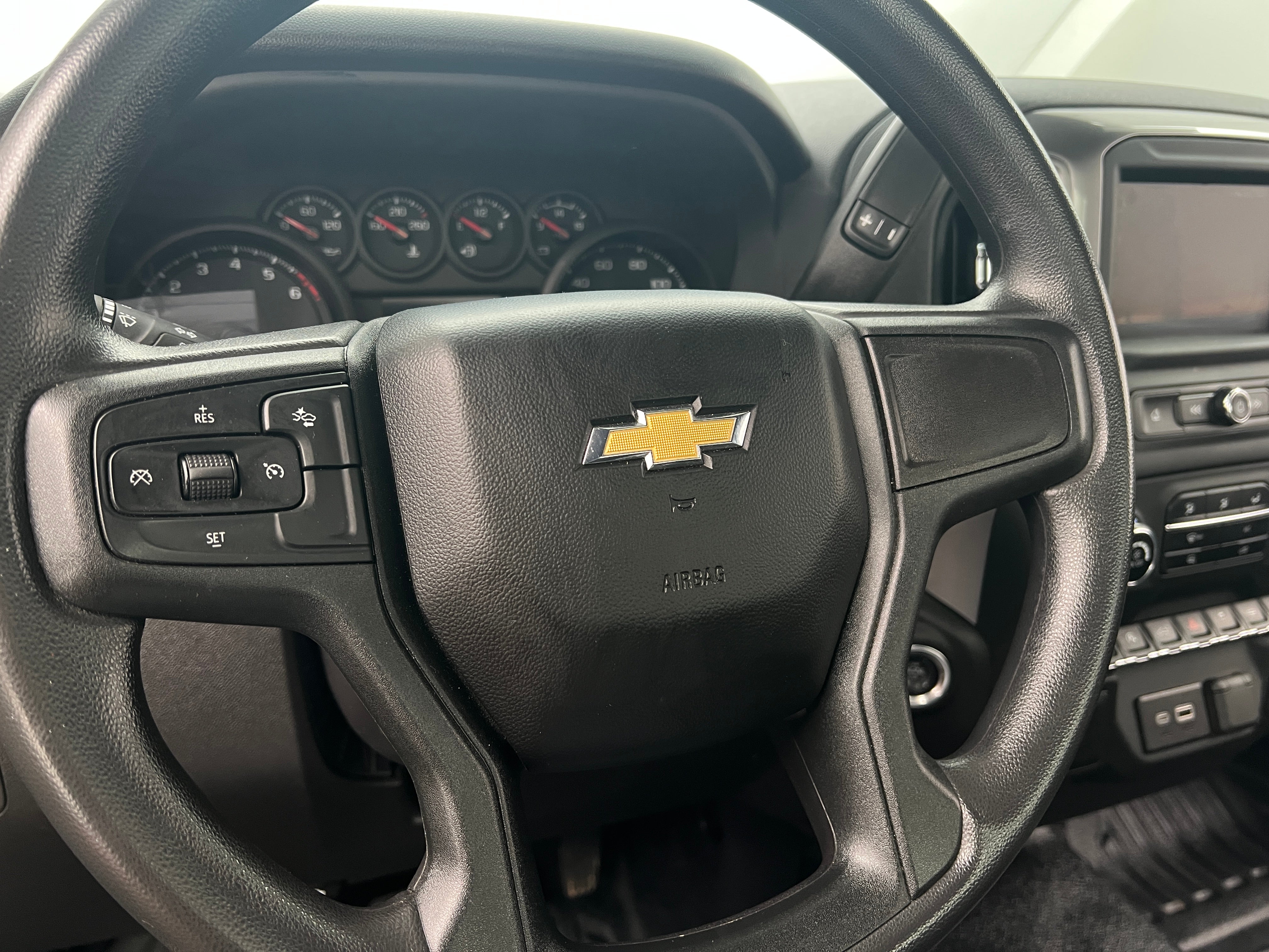 2024 Chevrolet Silverado 1500 Work Truck 5