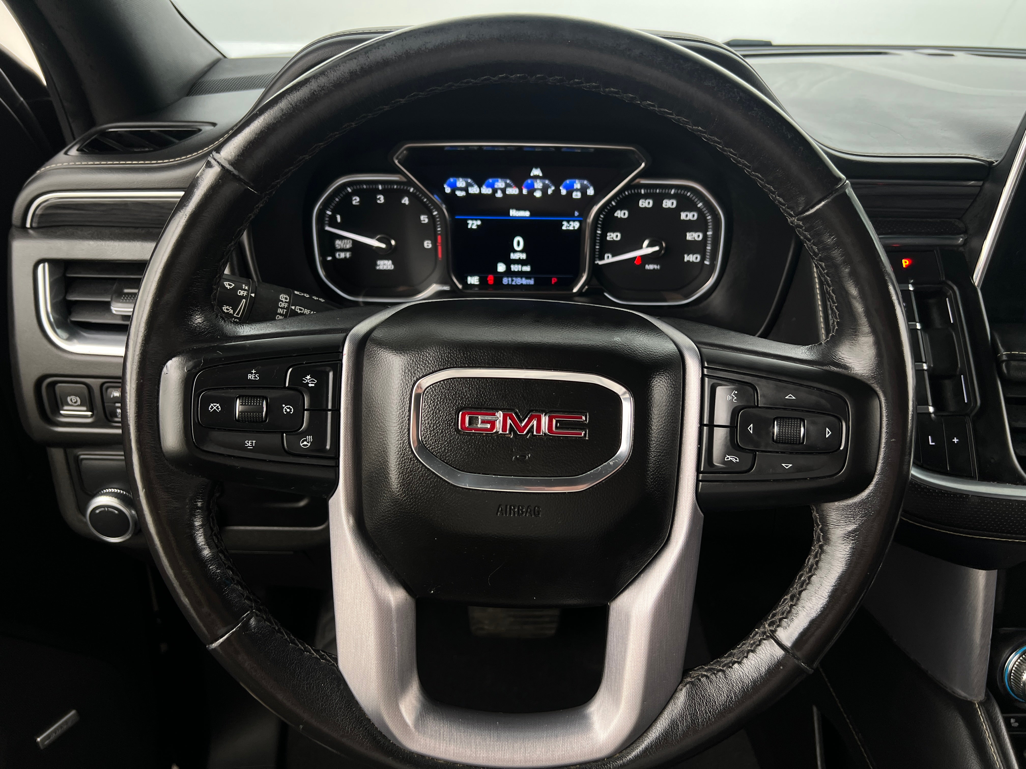 2021 GMC Yukon SLT 4