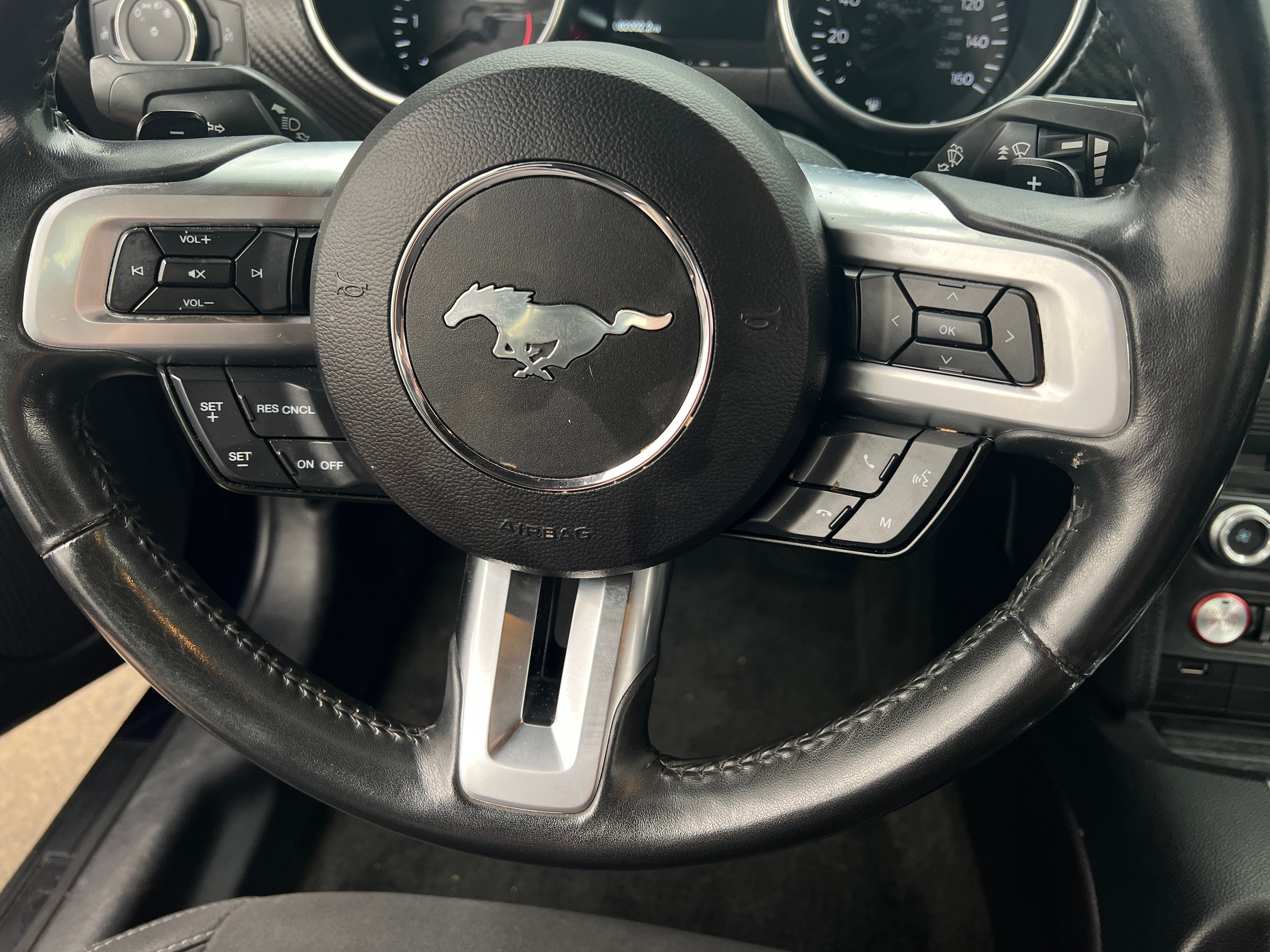 2018 Ford Mustang  4