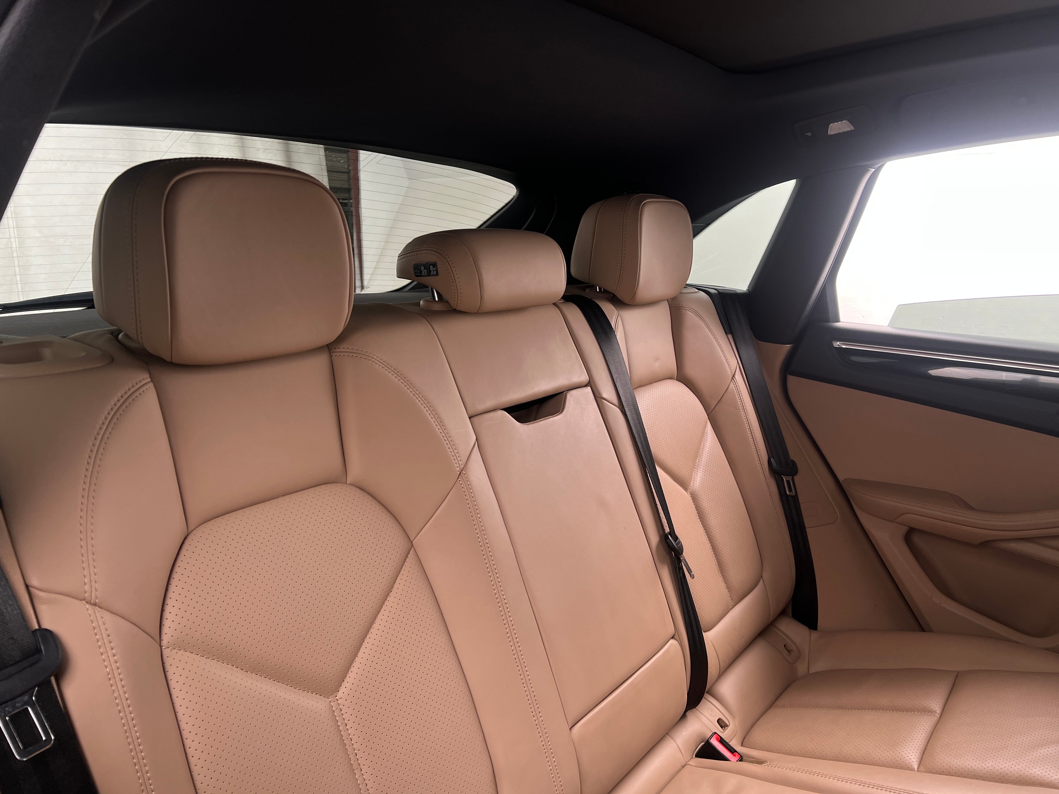 2022 Porsche Macan Base 5