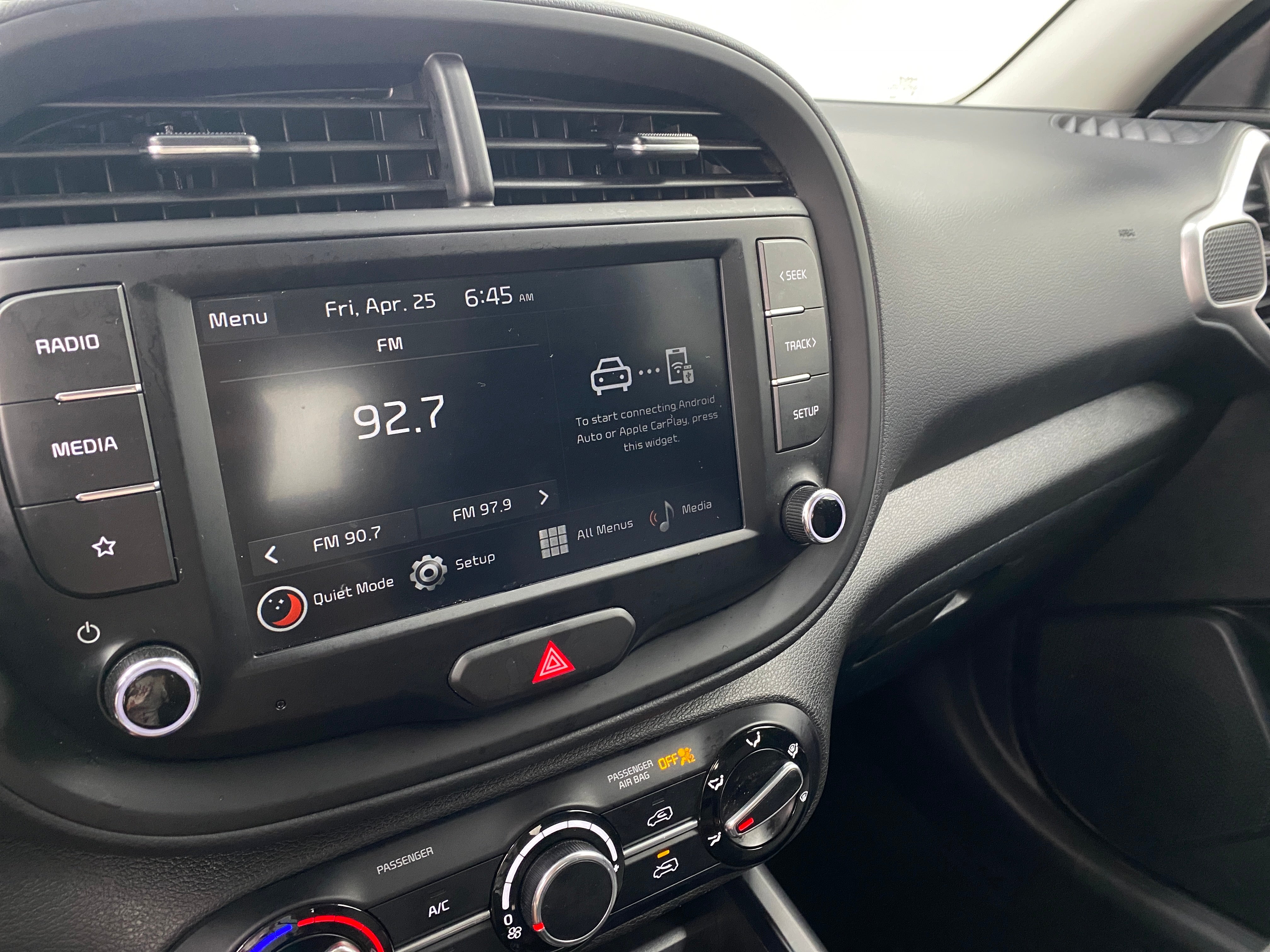 2024 Kia Soul LX 4