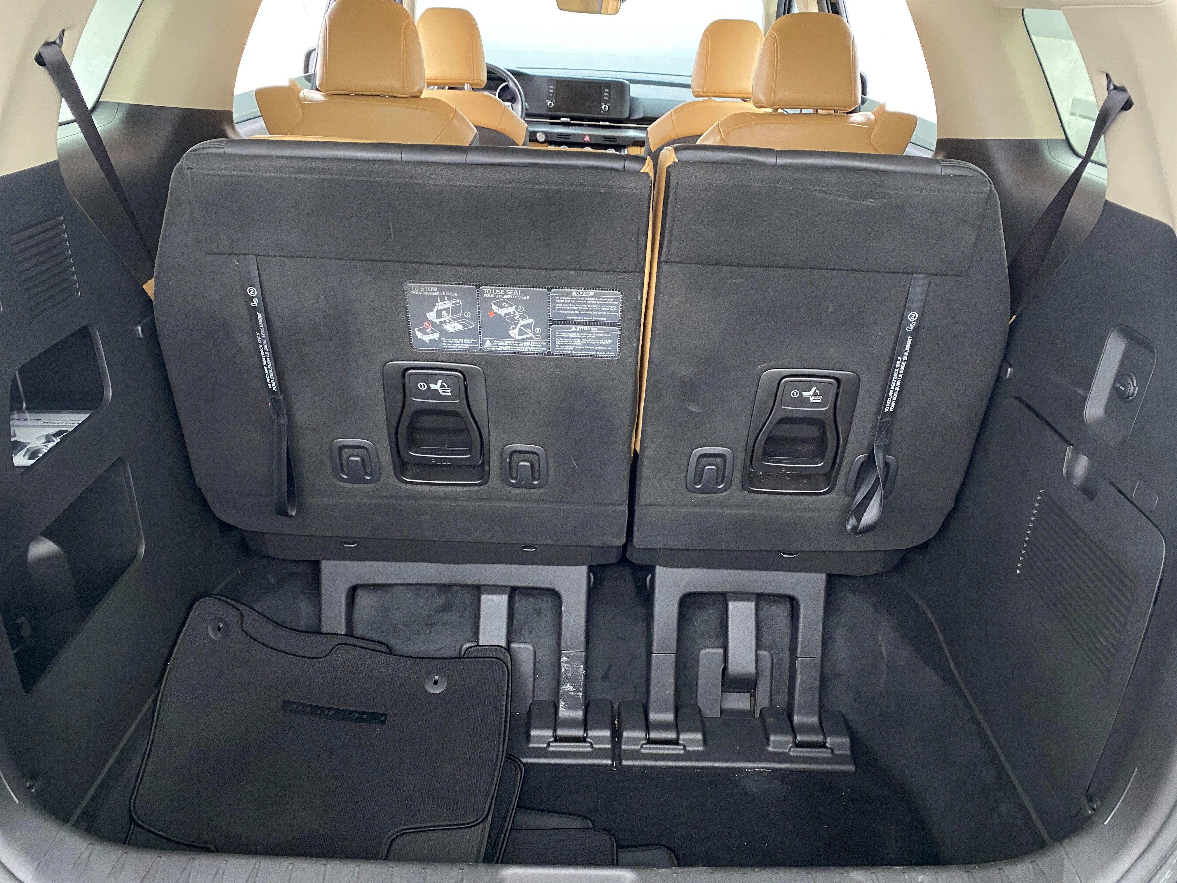 2023 Kia Carnival LX 6