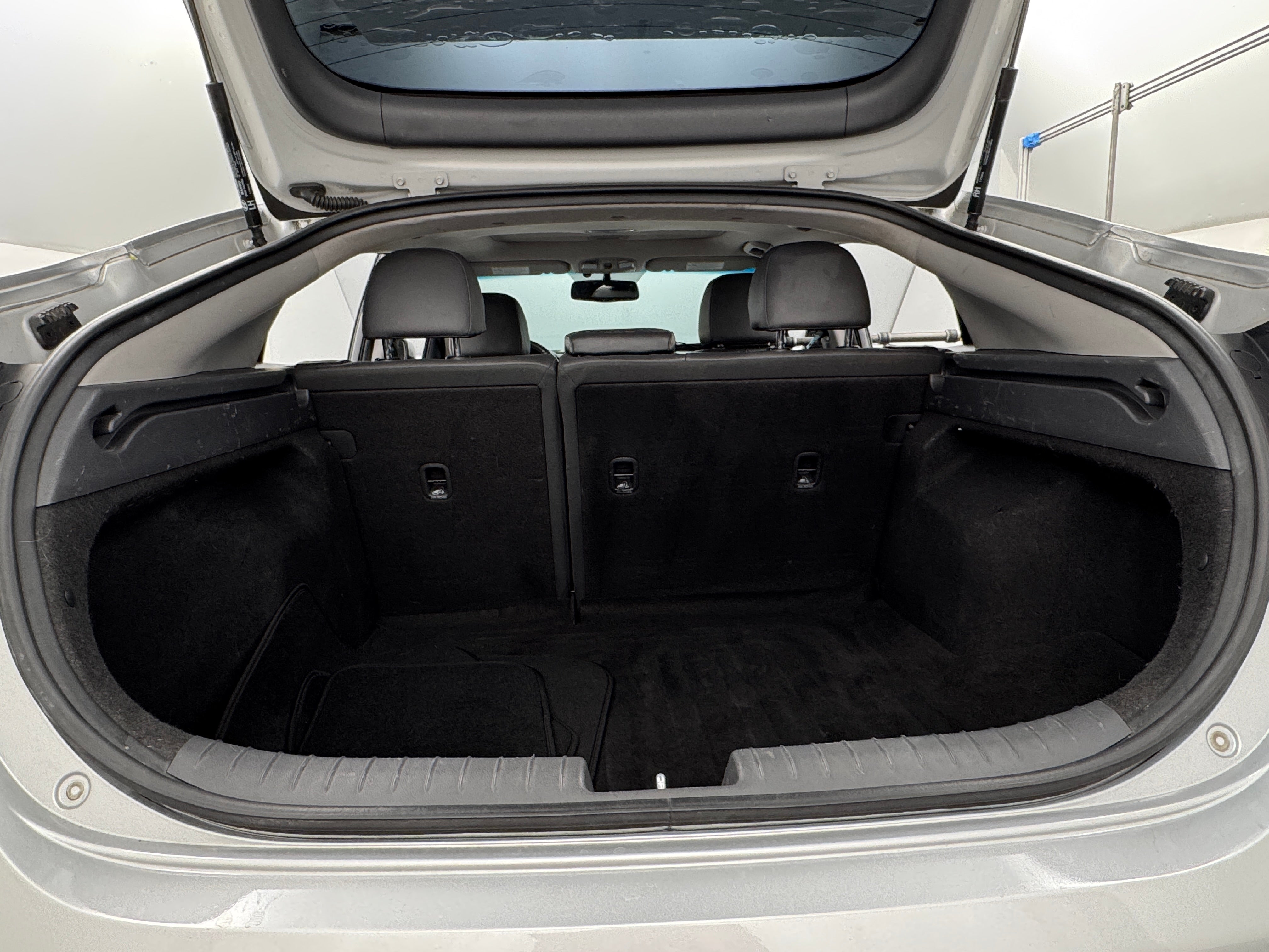 2018 Hyundai Ioniq Limited 6