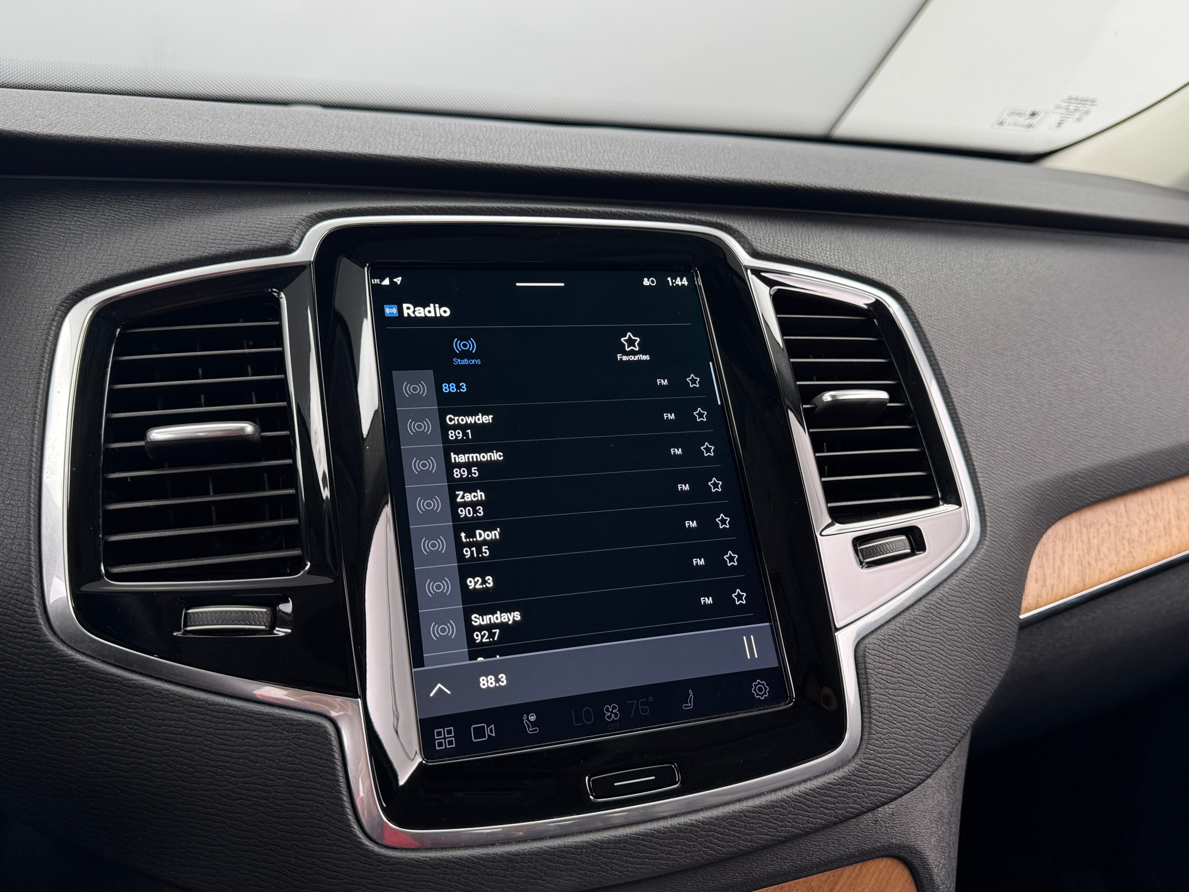 2024 Volvo XC90 B6 Plus 3