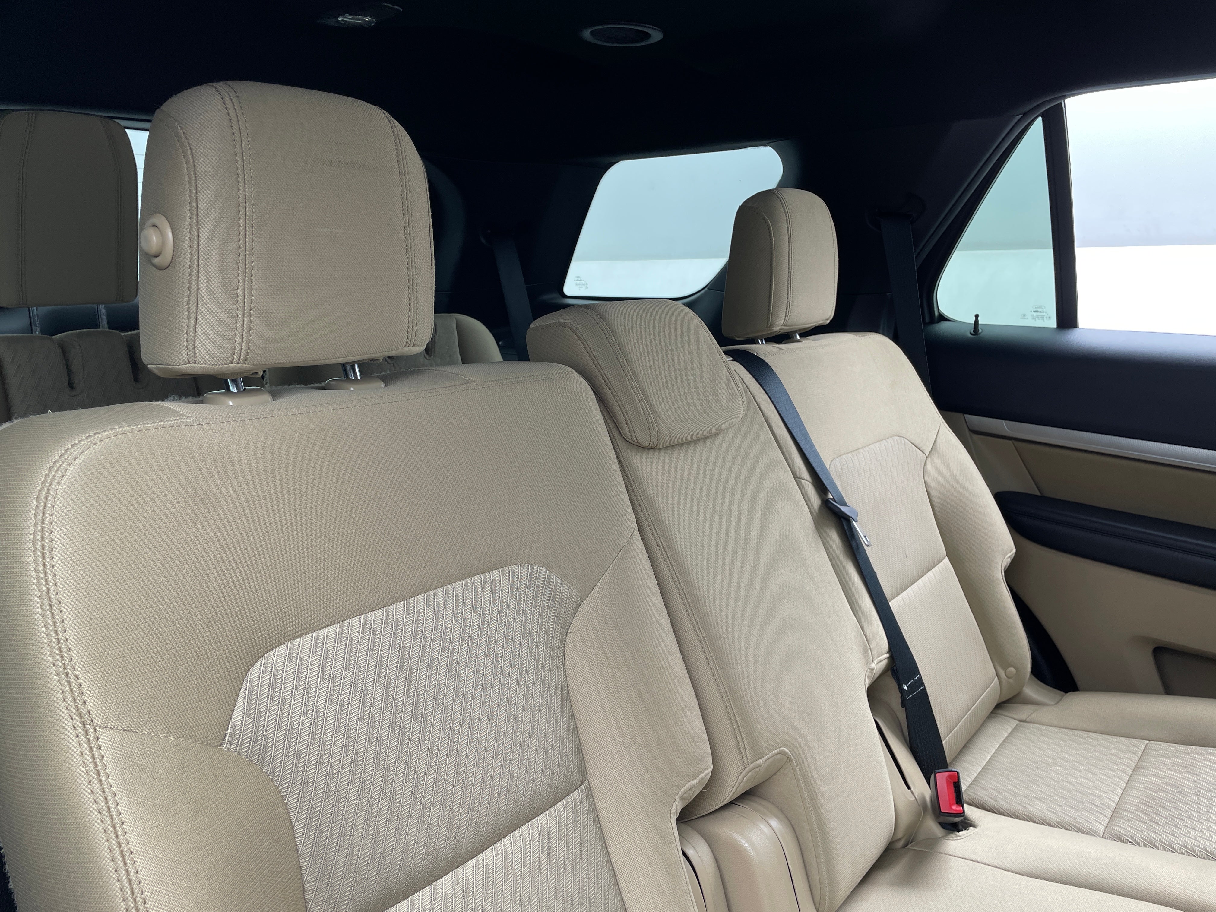 2016 Ford Explorer Base 6
