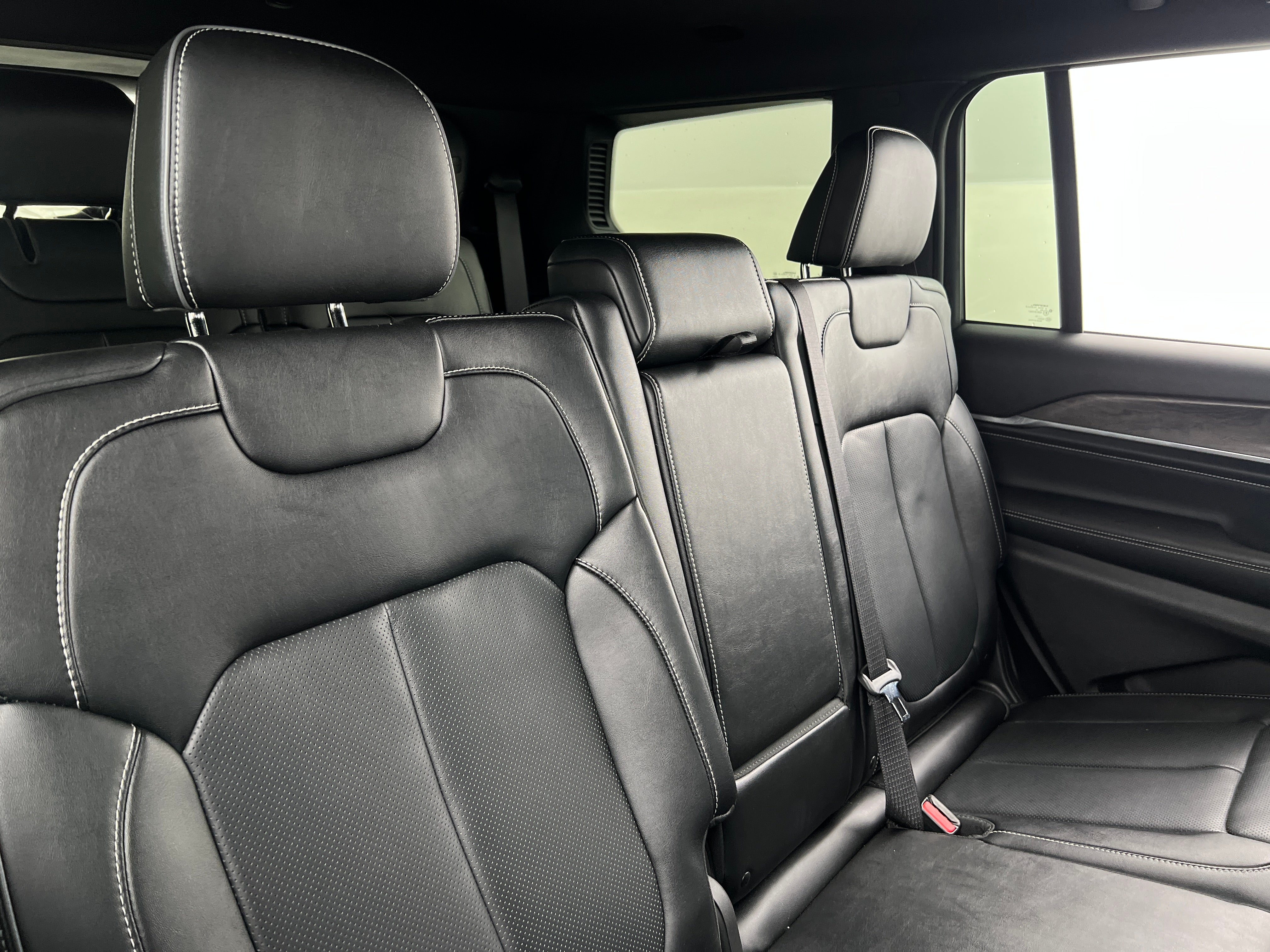 2024 Jeep Grand Cherokee L Overland 5