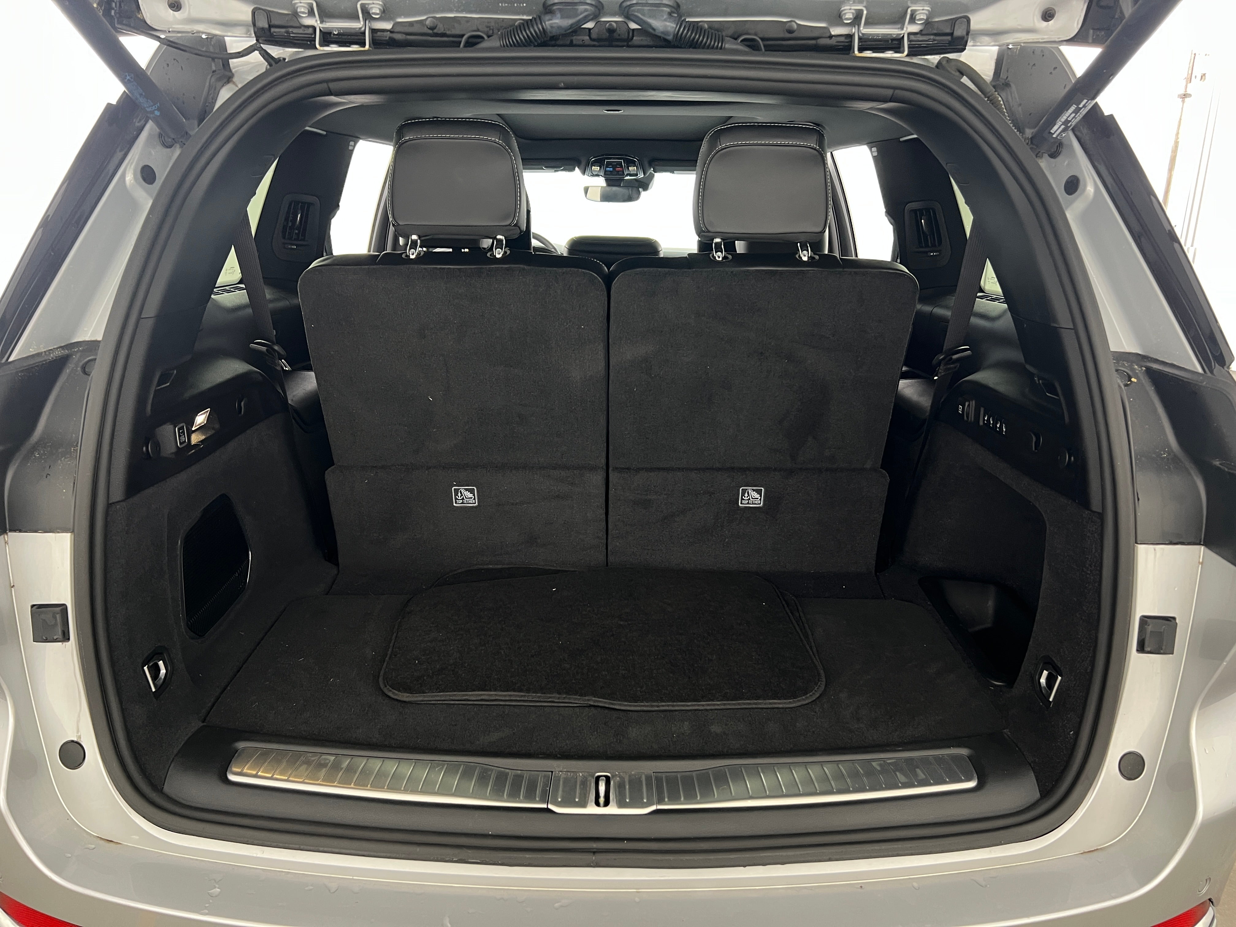2024 Jeep Grand Cherokee L Overland 6