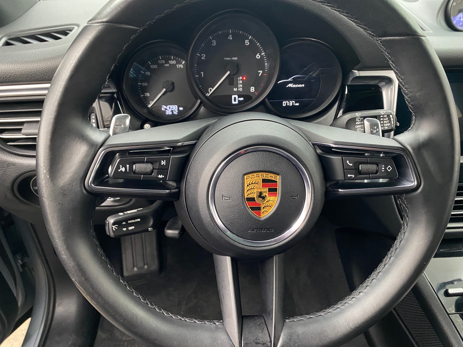 Thumbnail: 2022 Porsche Macan - 4