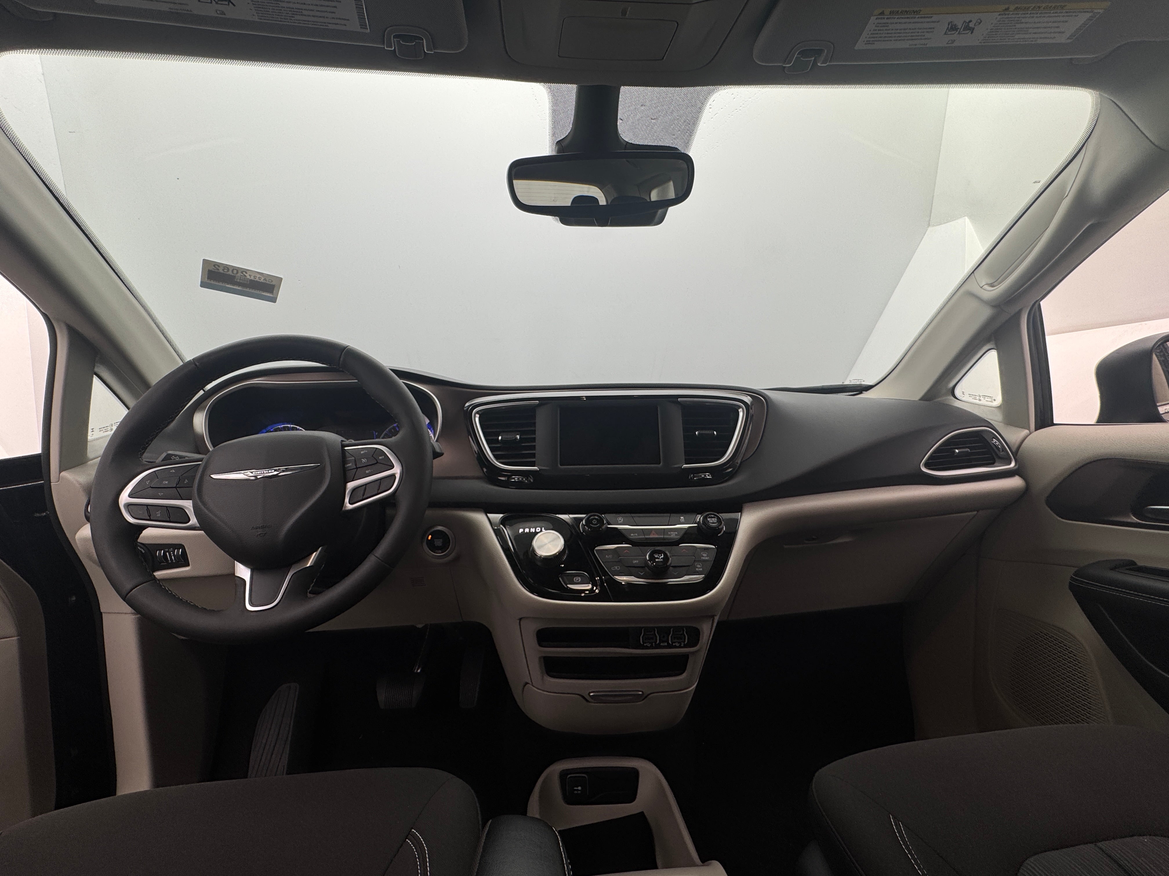 2024 Chrysler Voyager LX 3