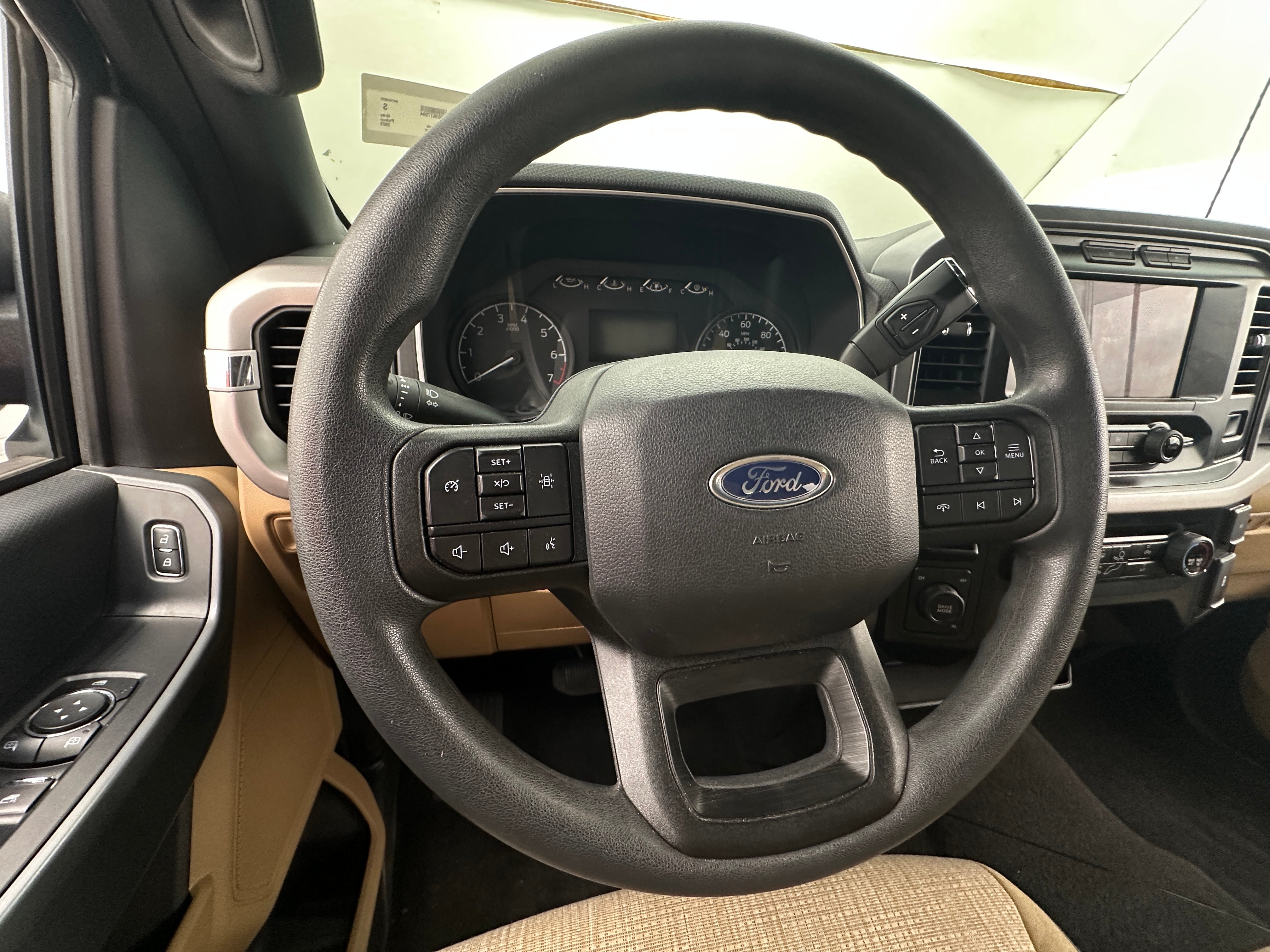 2023 Ford Econoline E-150 5