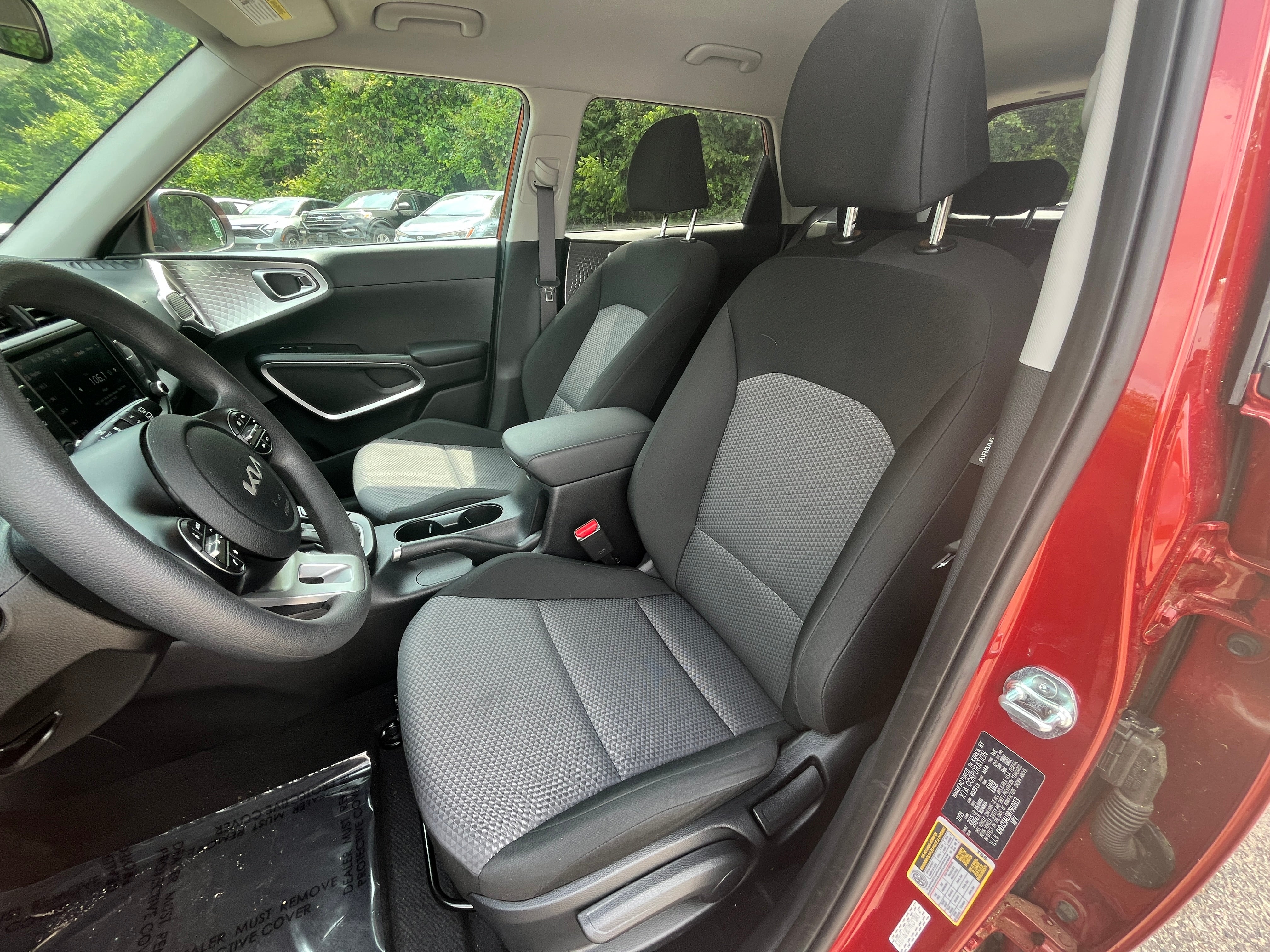 2024 Kia Soul LX 2