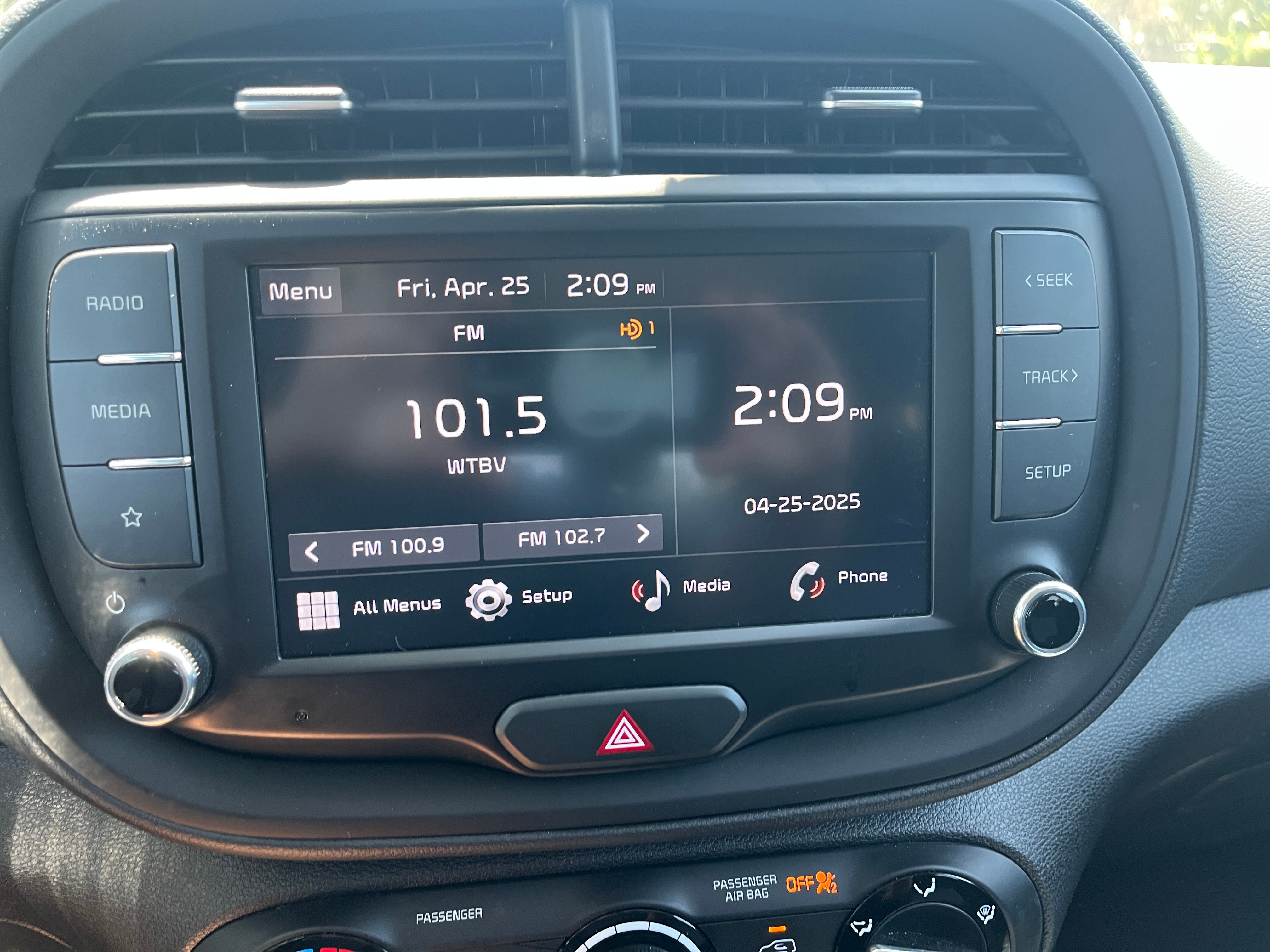 2023 Kia Soul LX 4