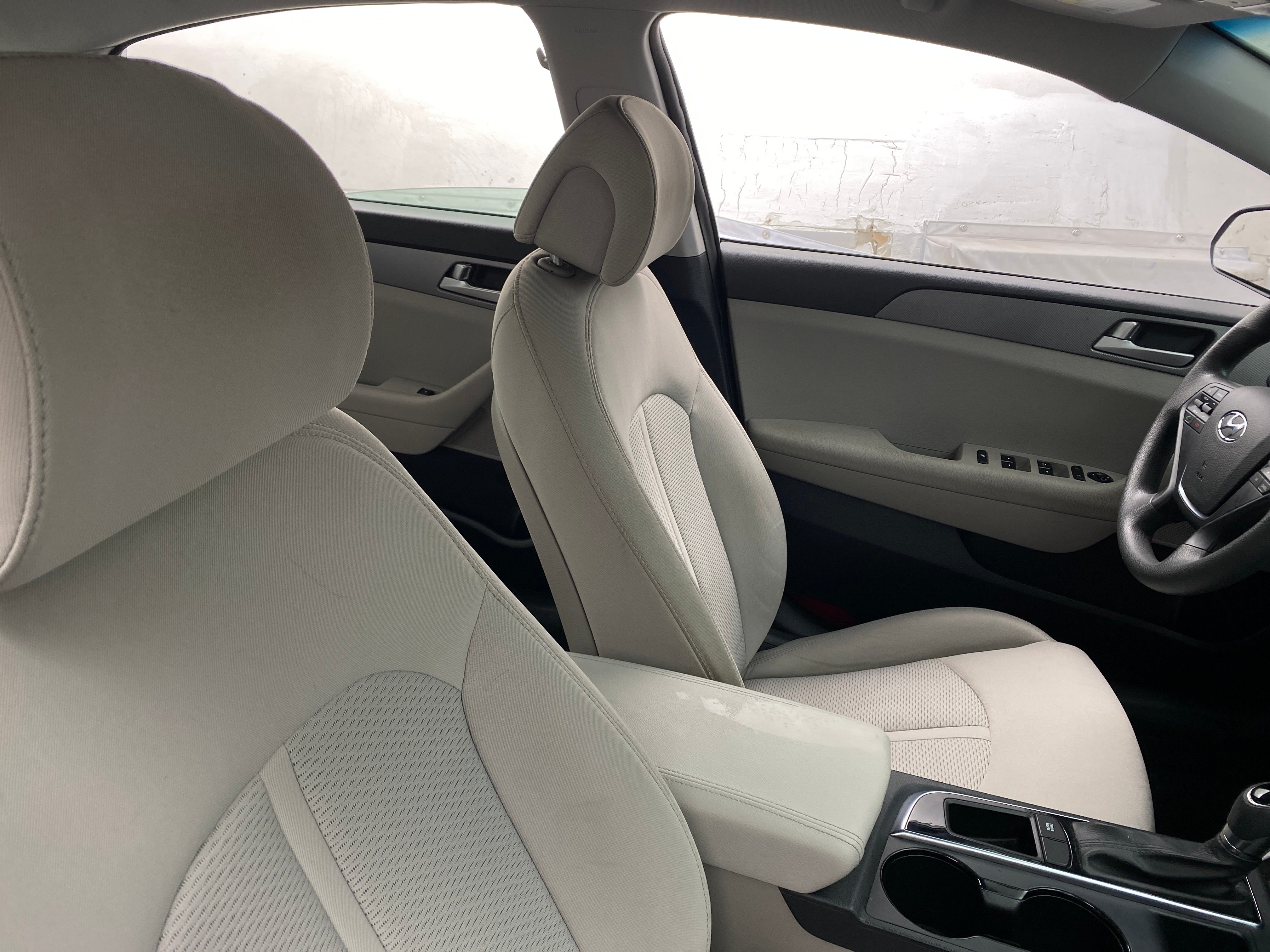 2016 Hyundai Sonata SE 2