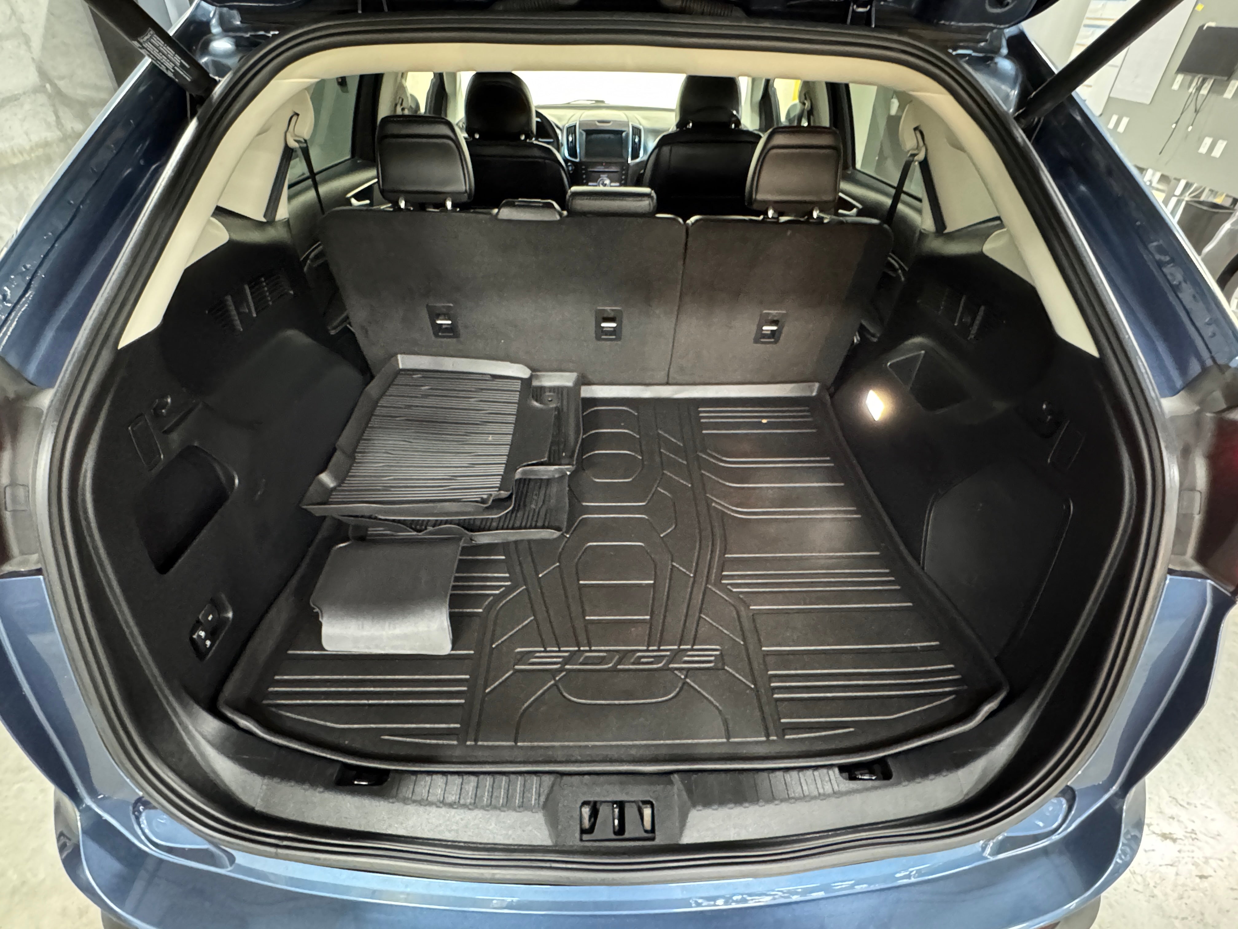 2018 Ford Edge Titanium 6