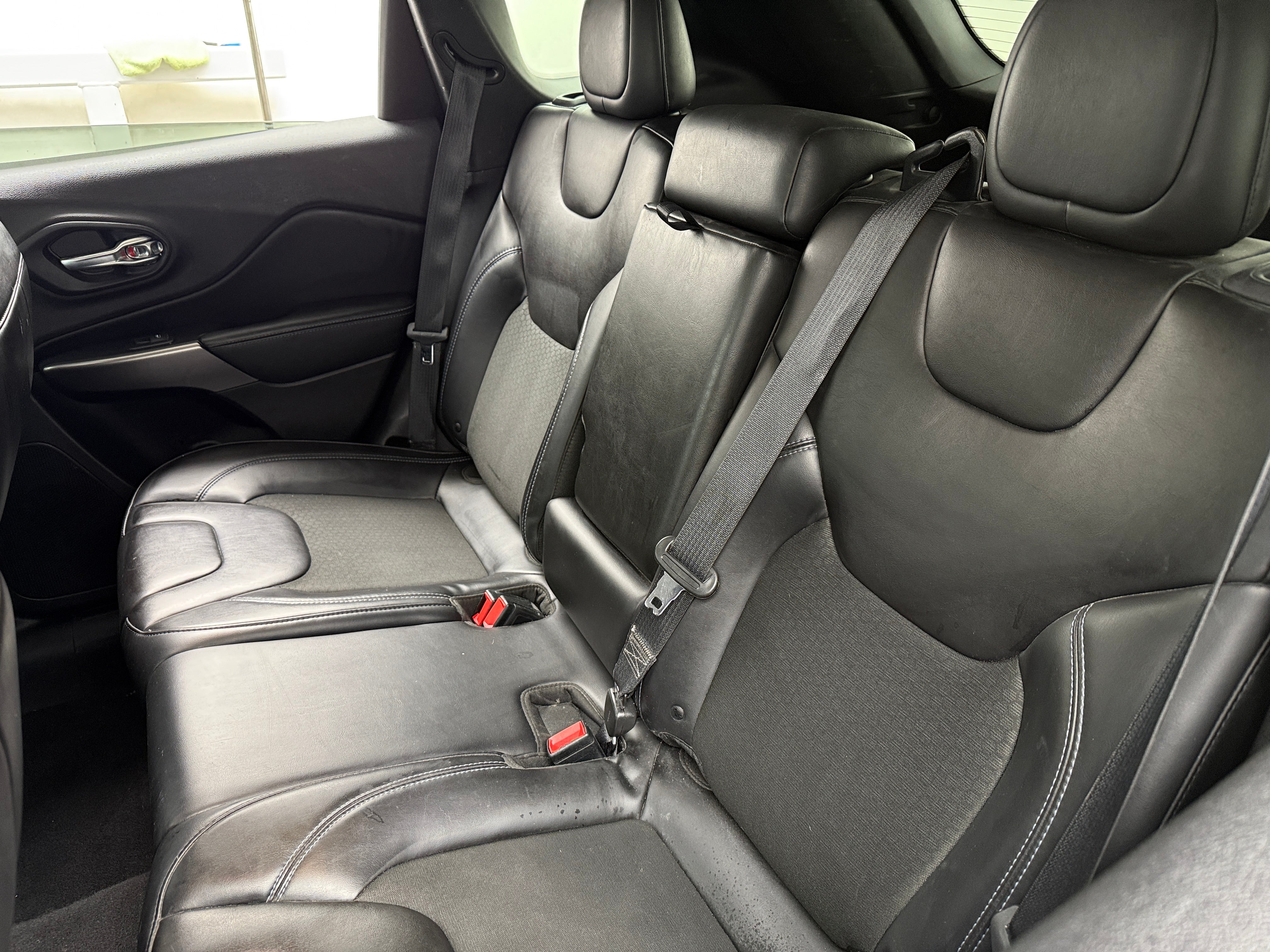 2019 Jeep Cherokee Latitude 6