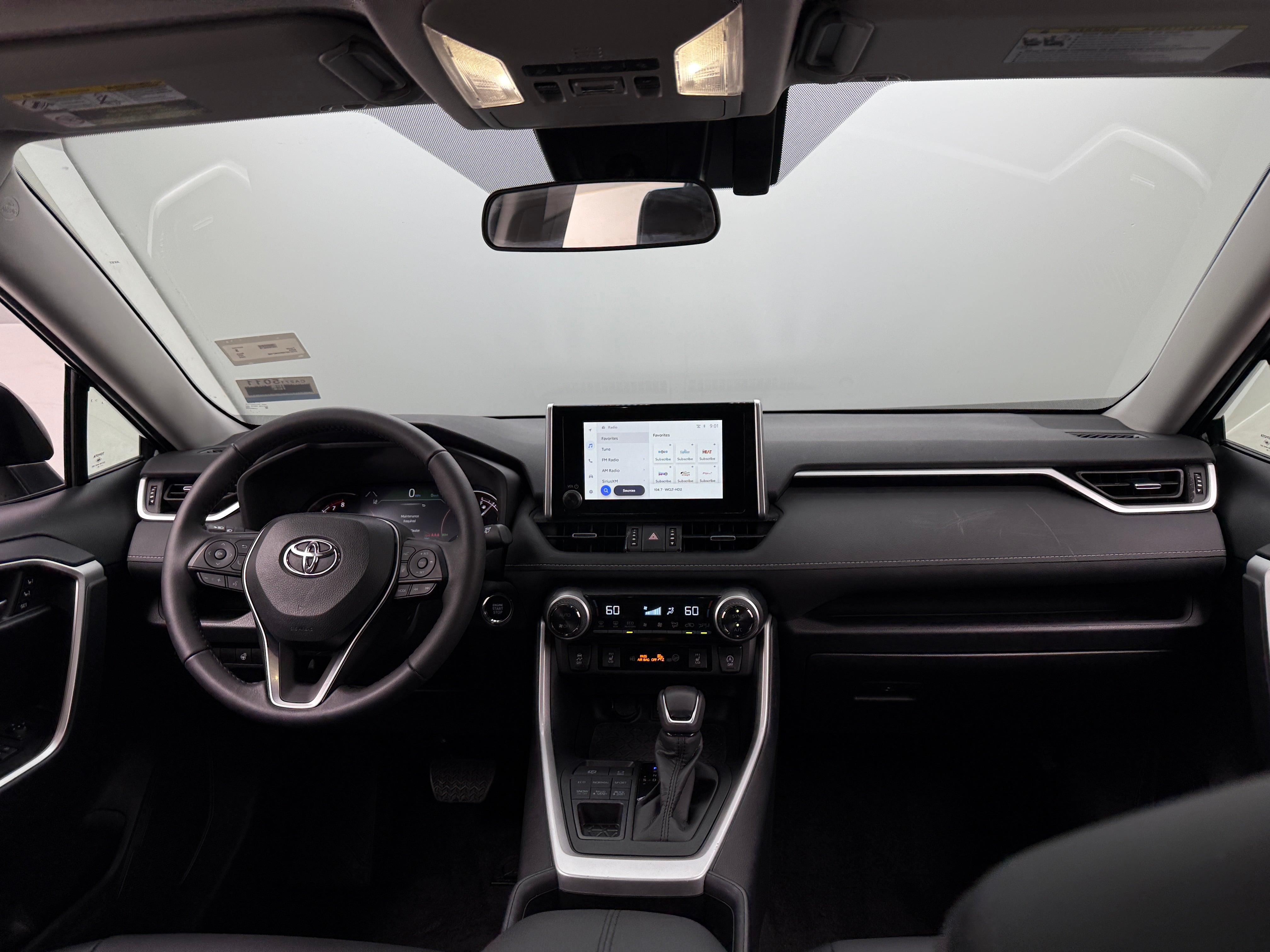 2024 Toyota RAV4 XLE Premium 2