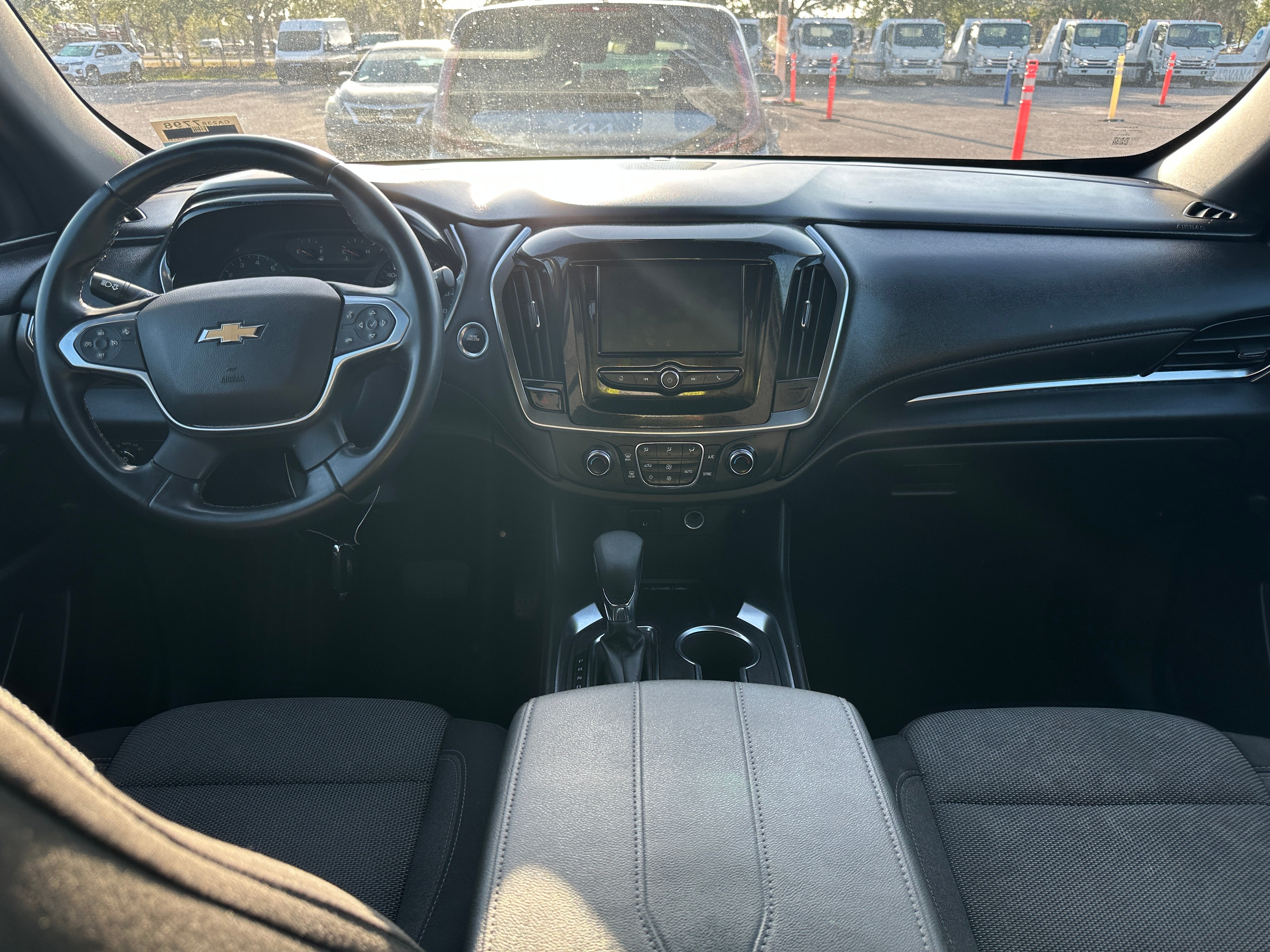 2023 Chevrolet Traverse LT 3