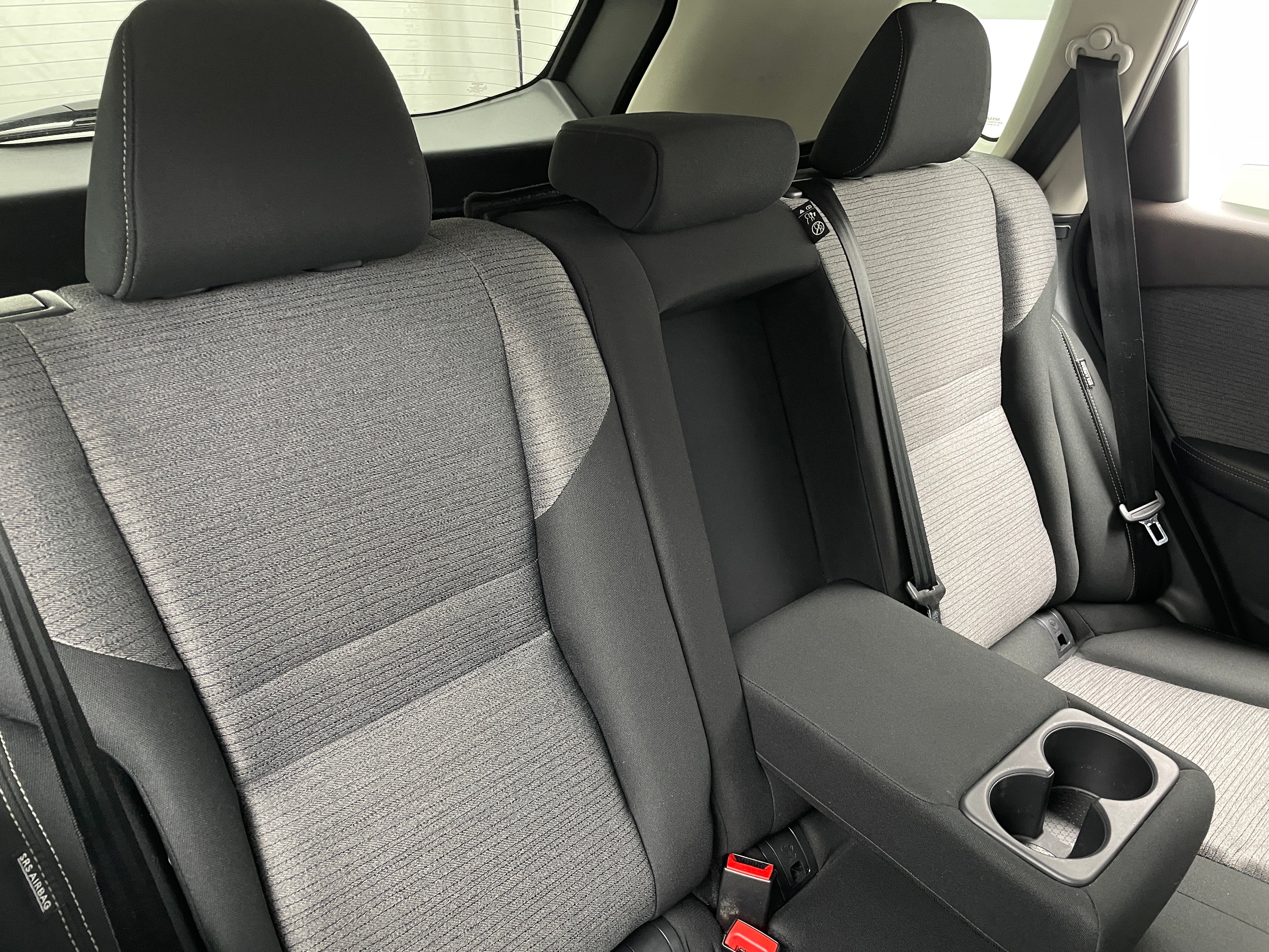 2023 Nissan Rogue SV 6