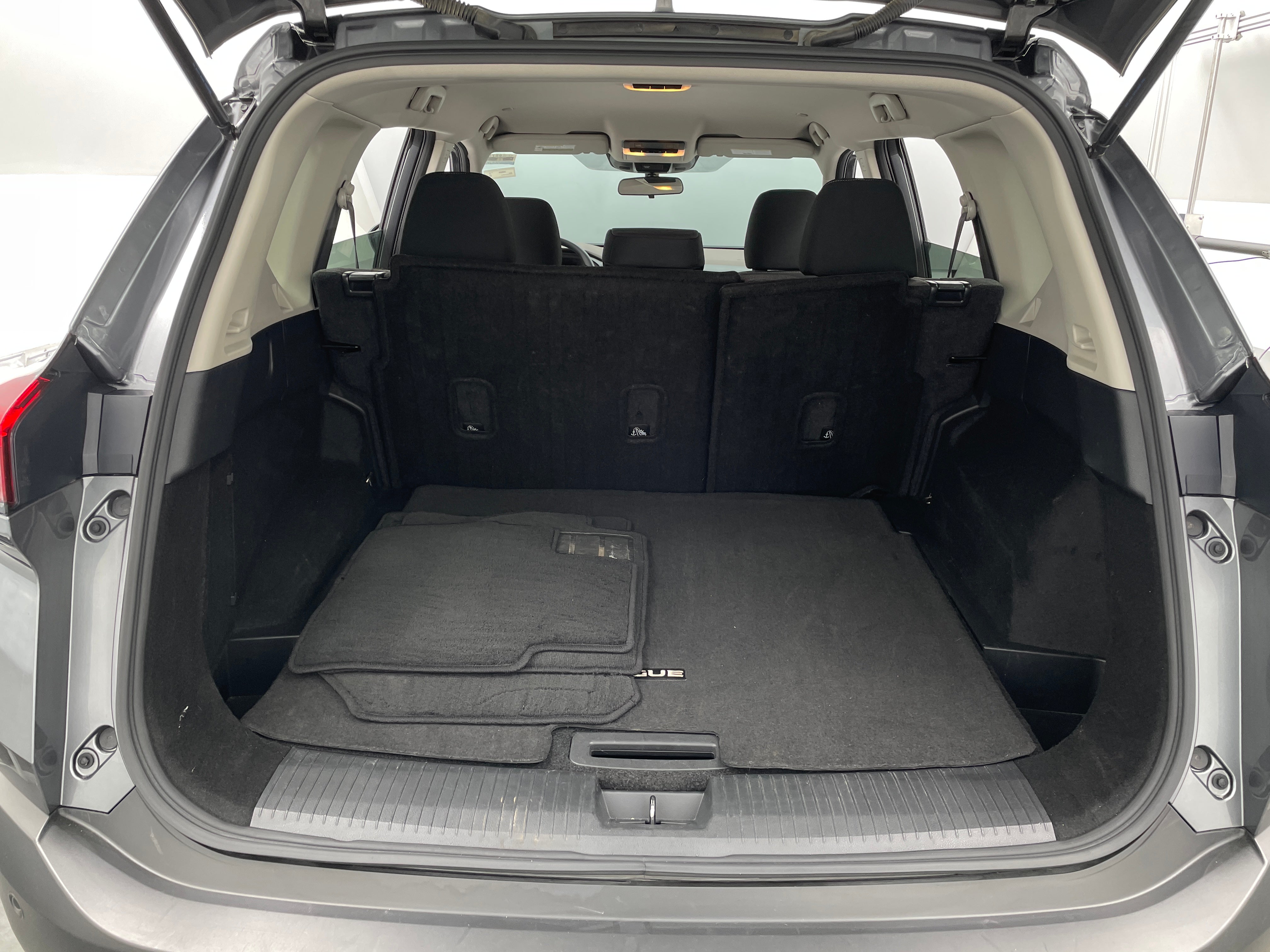 2023 Nissan Rogue SV 7