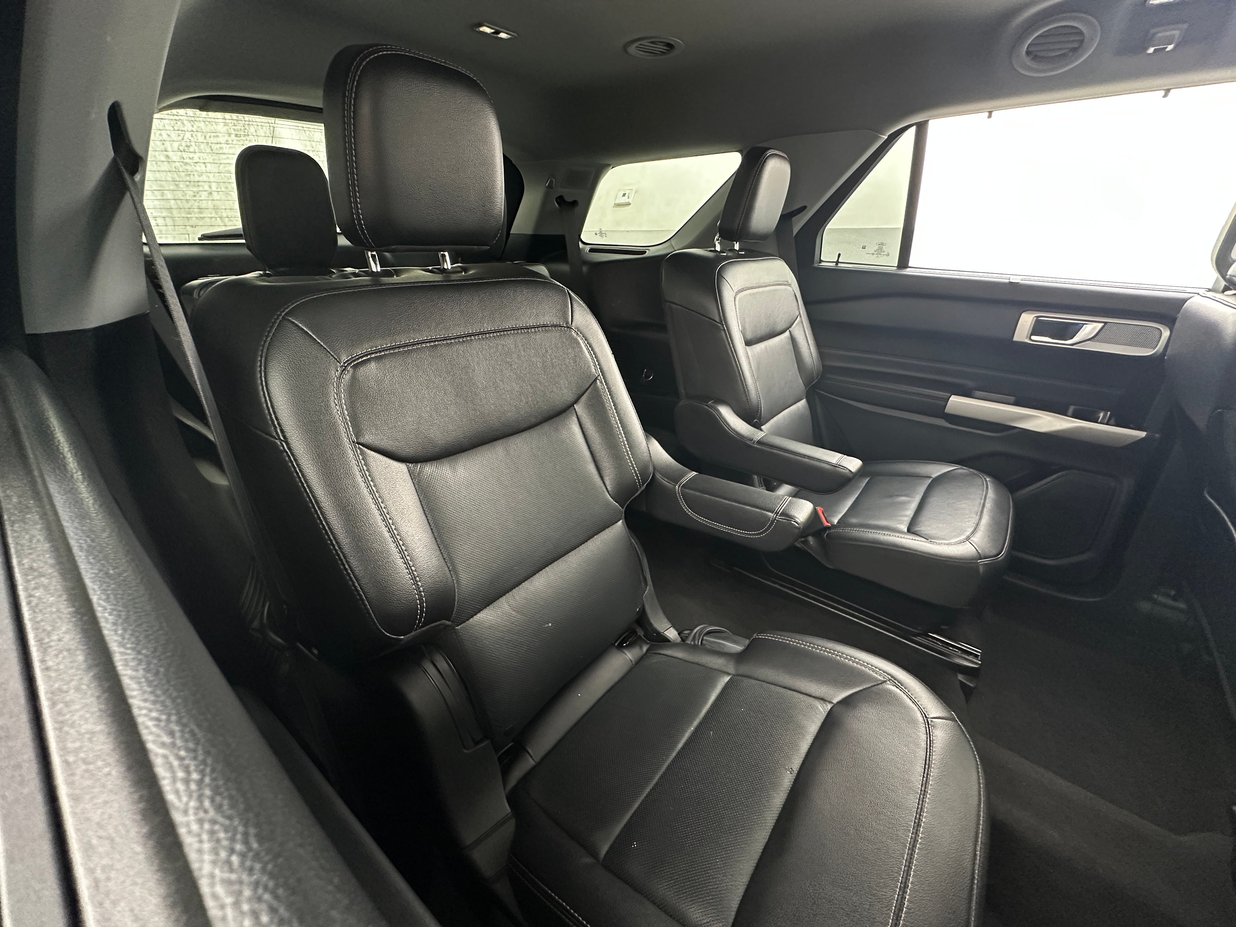 2022 Ford Explorer Limited 5