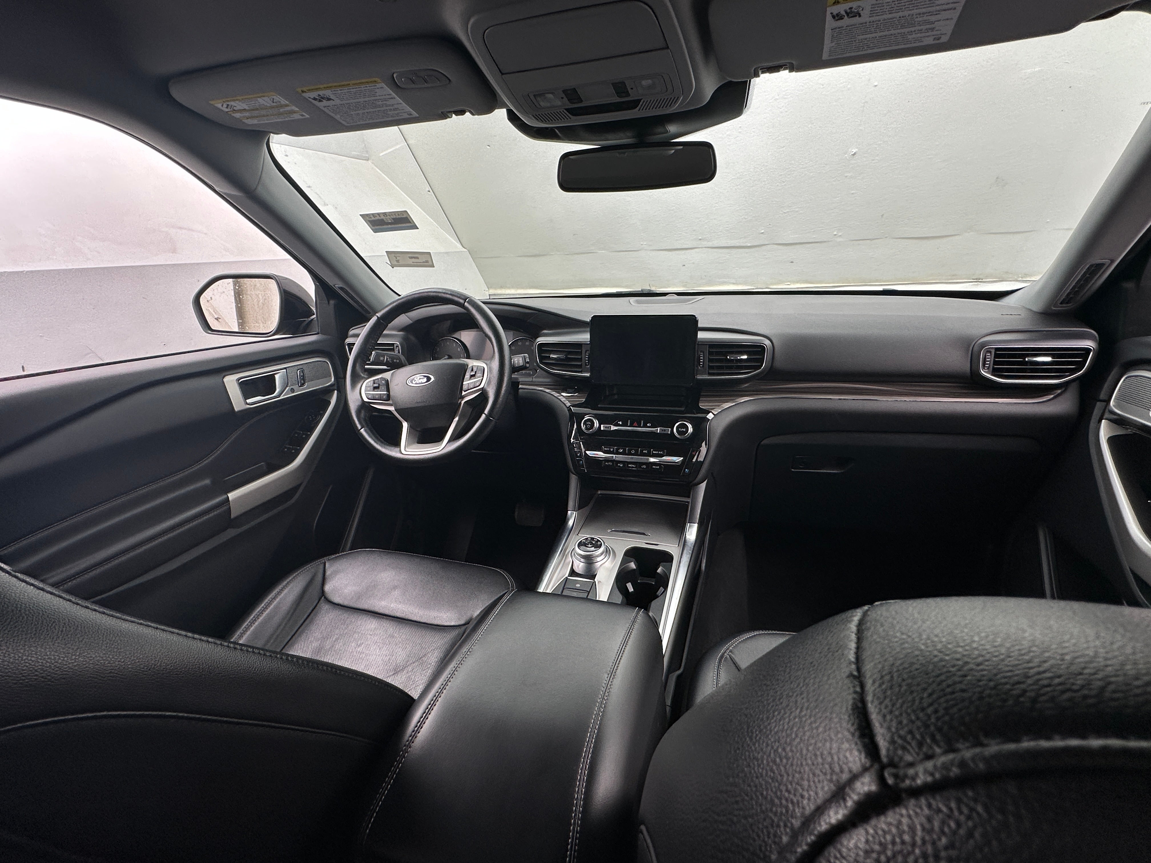 2022 Ford Explorer Limited 2