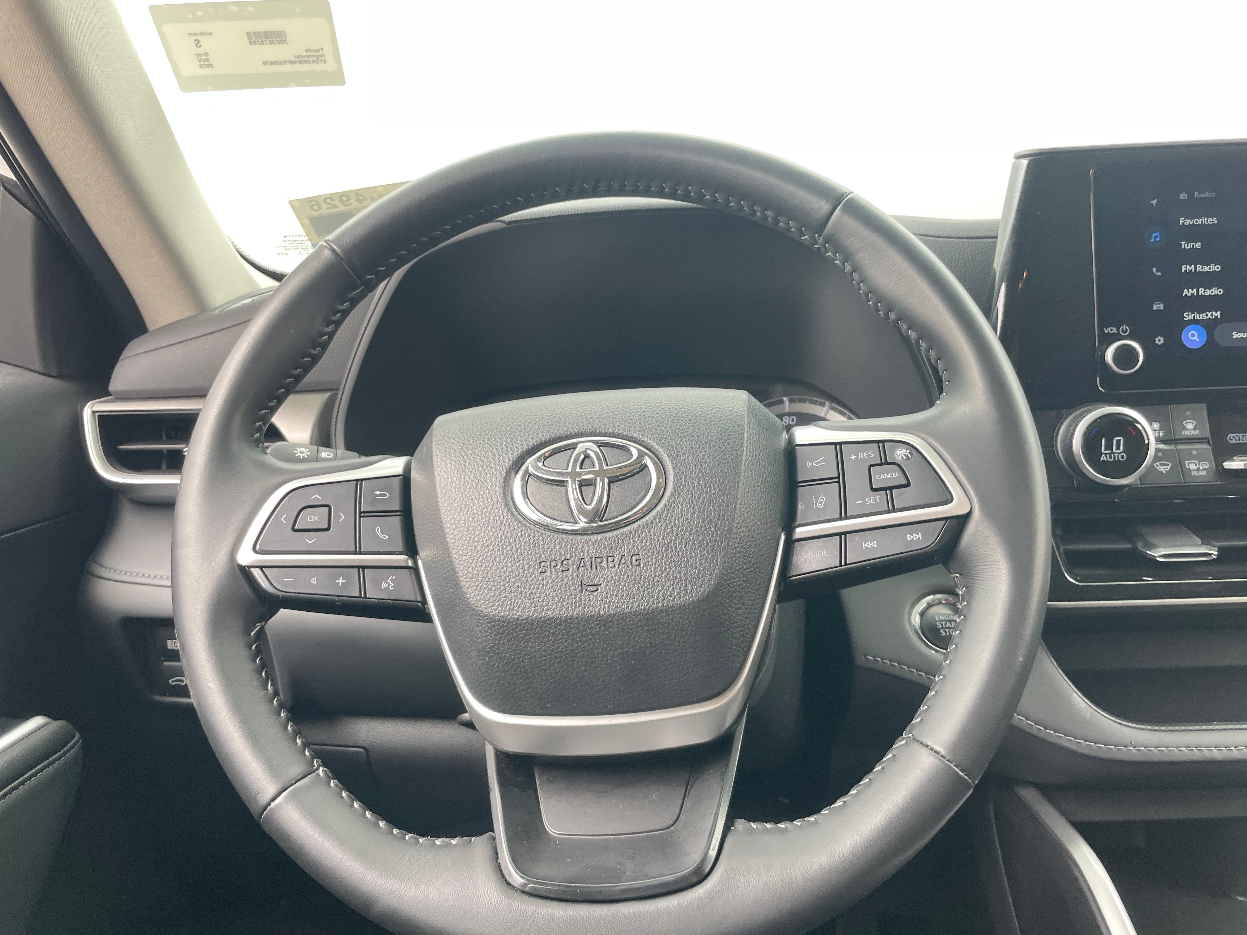 2023 Toyota Highlander LE 5