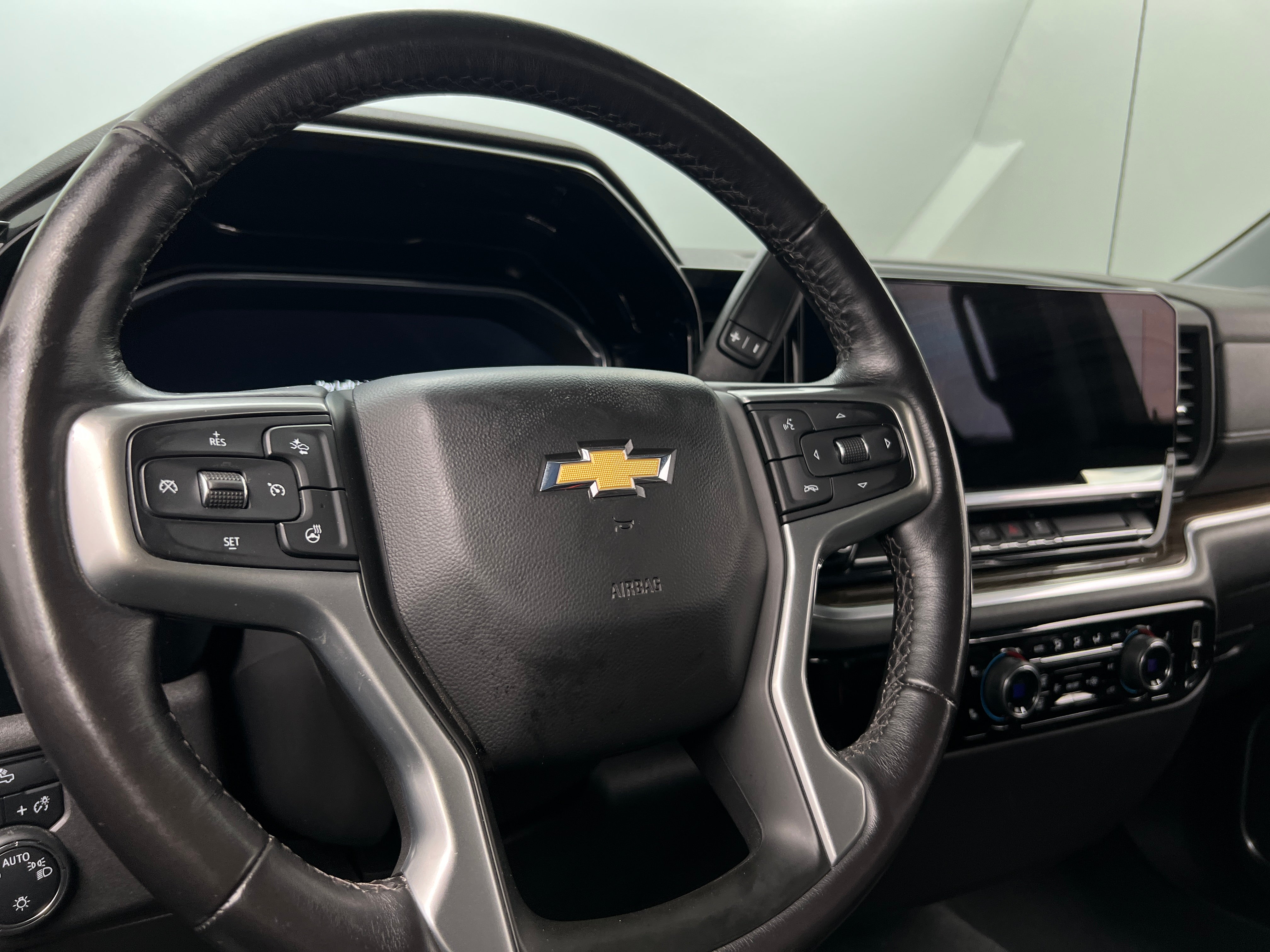2022 Chevrolet Silverado 1500 LT 5
