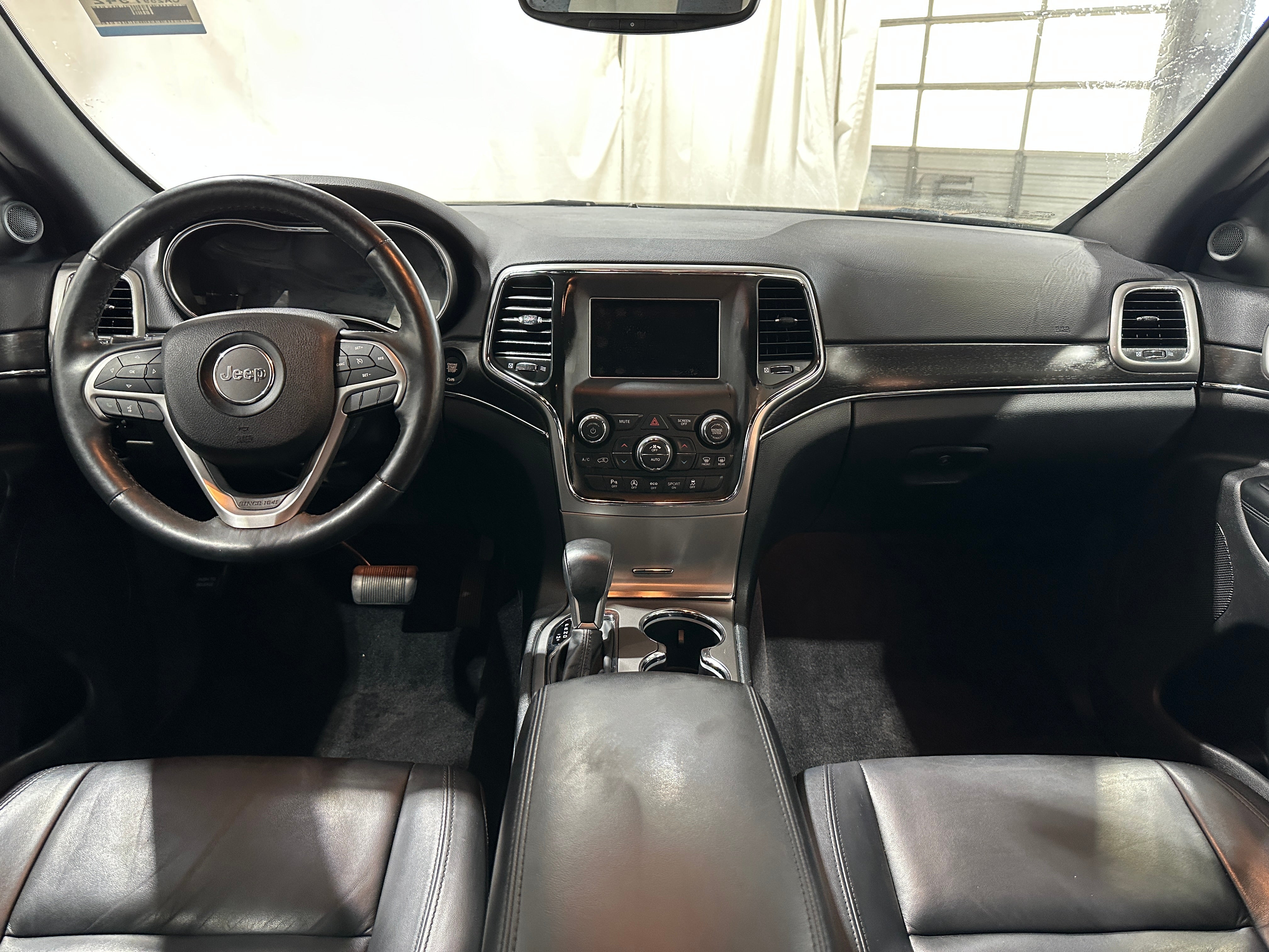 2018 Jeep Grand Cherokee Limited Edition 3