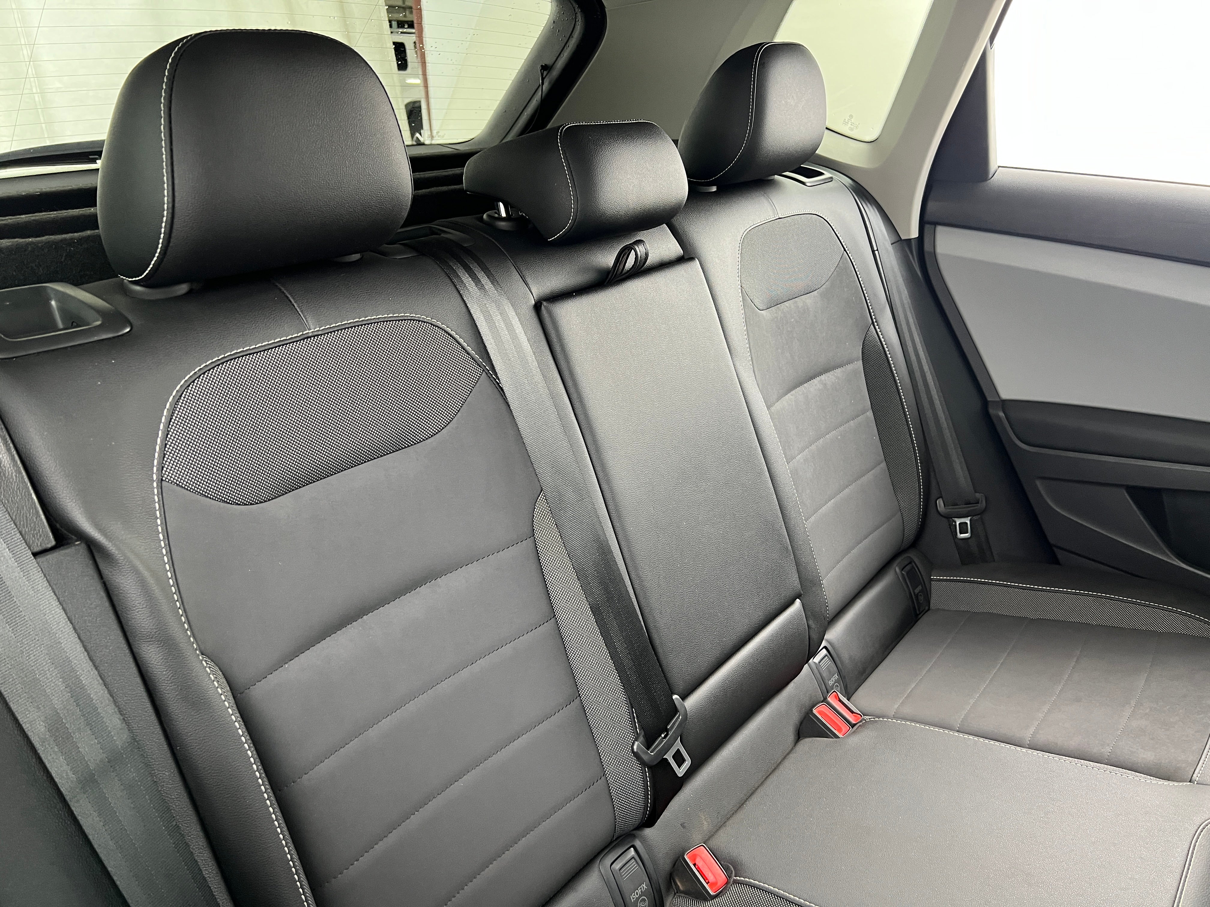 2022 Volkswagen Taos SE 6