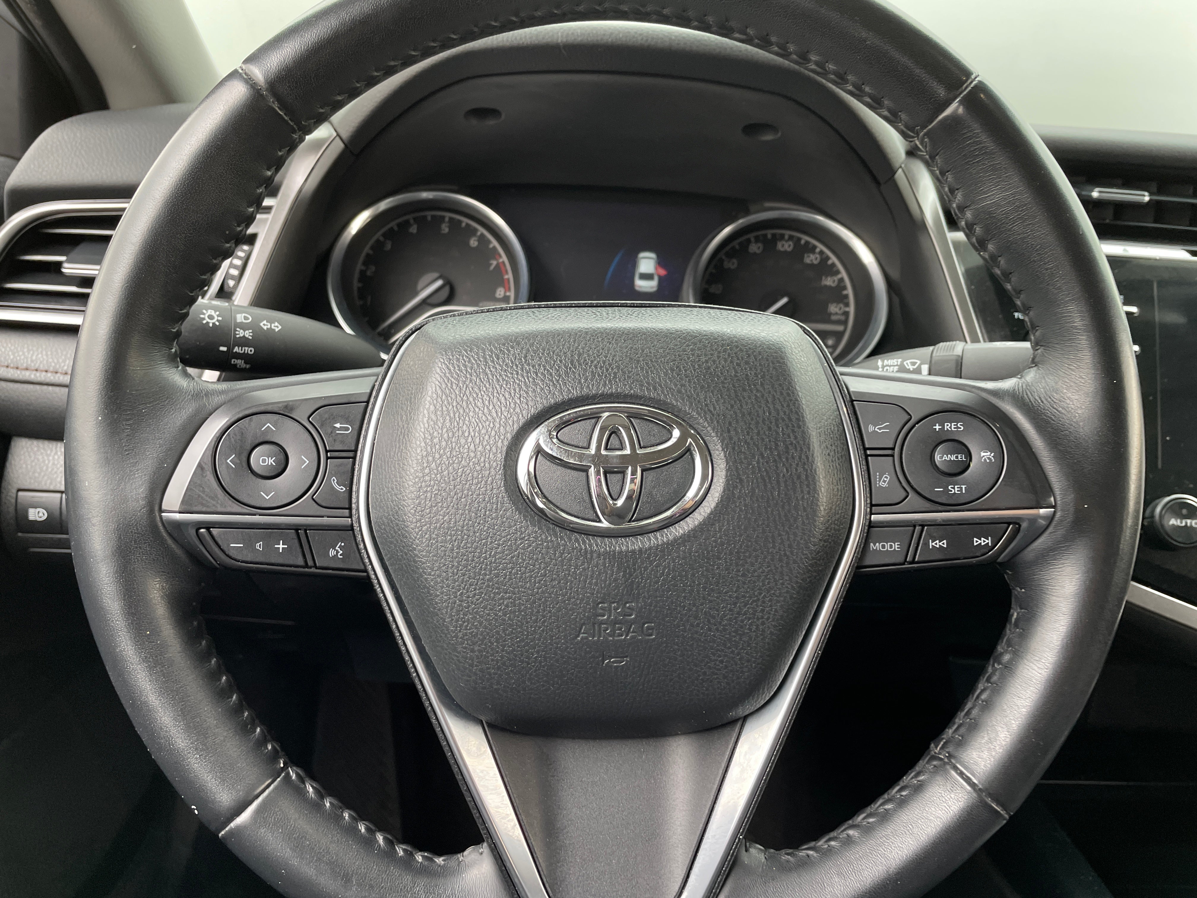 2020 Toyota Camry XLE 5