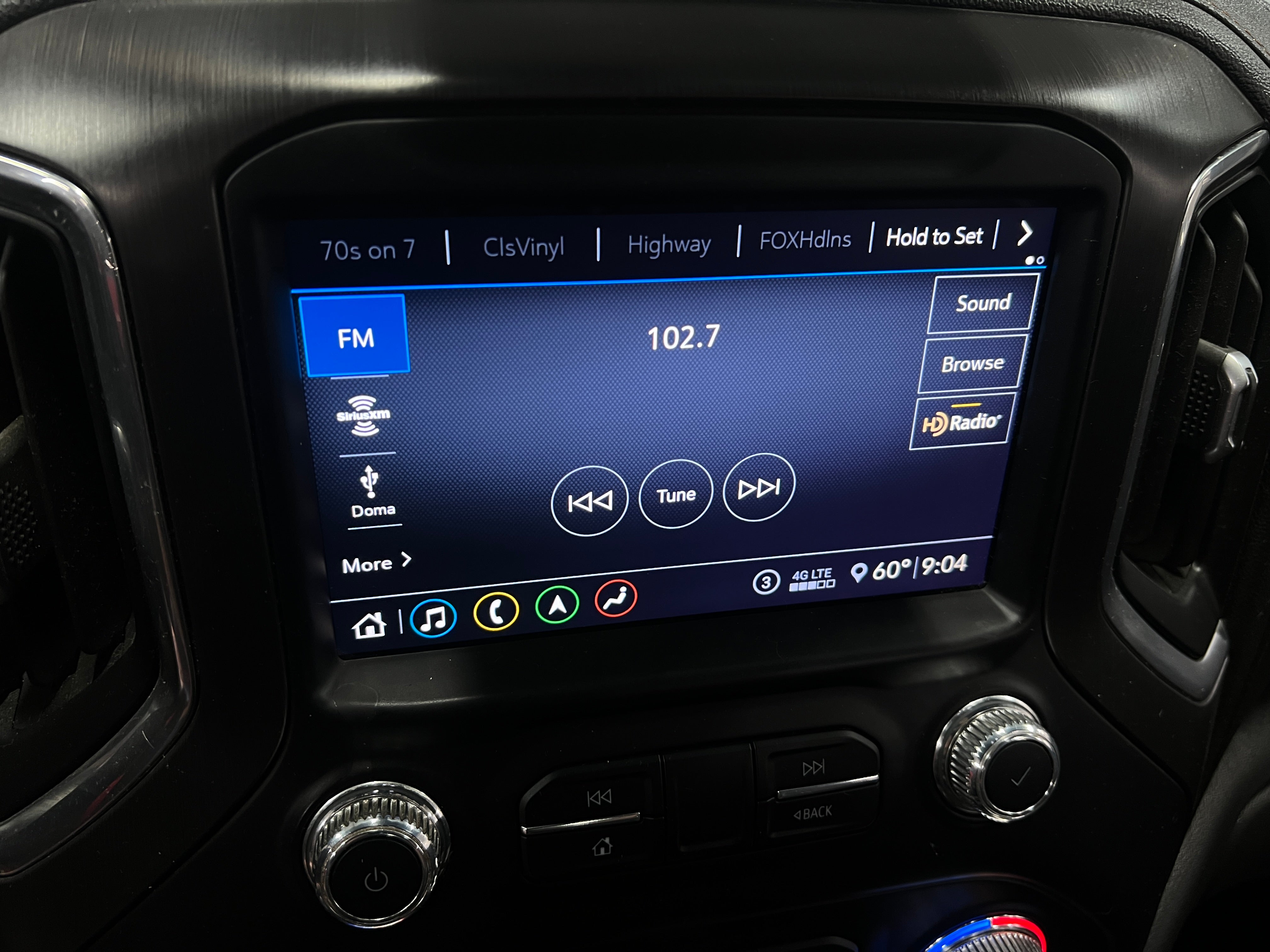 2020 GMC Sierra 1500 AT4 3
