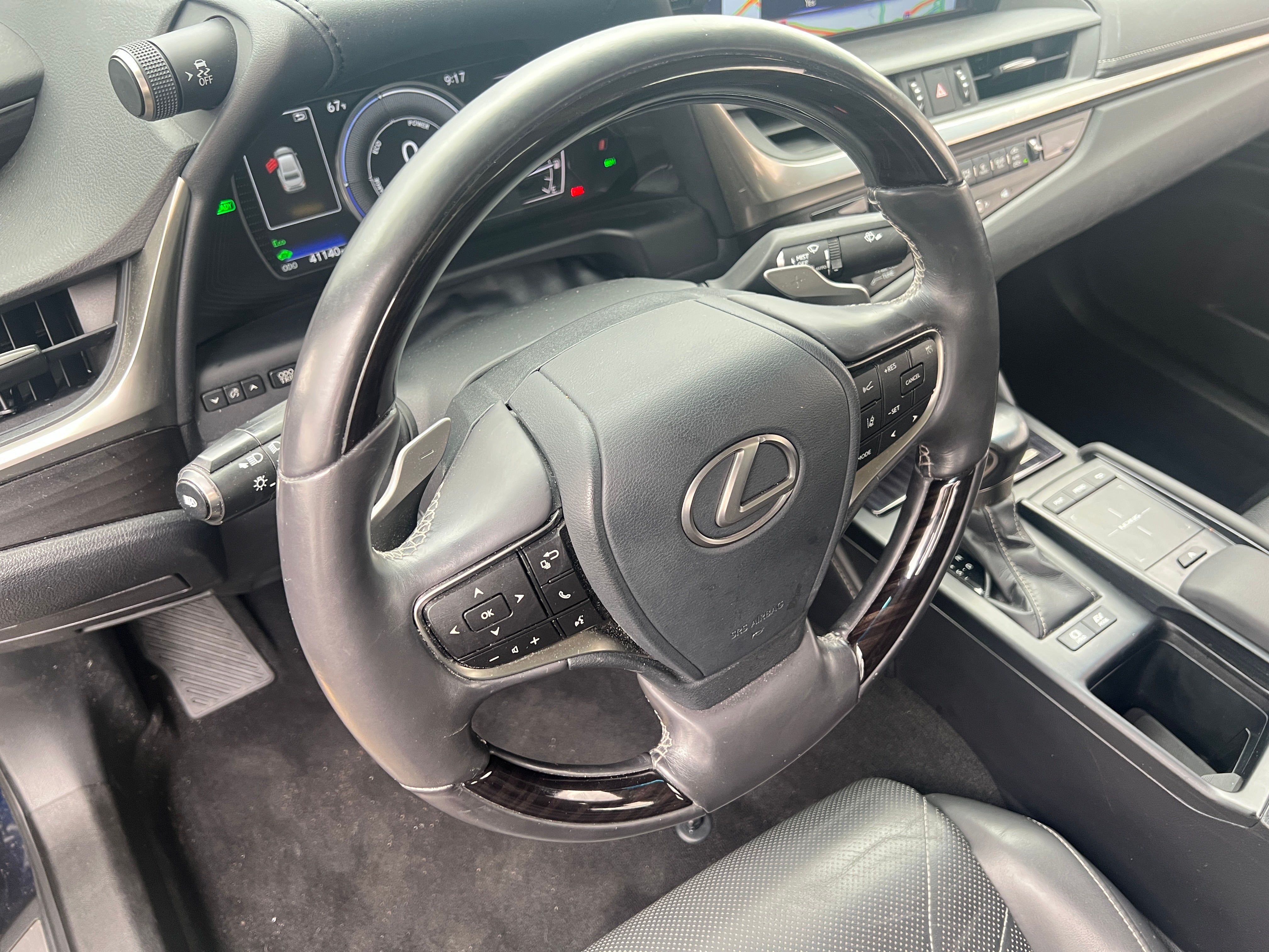 2019 Lexus ES Hybrid 300h Luxury 5