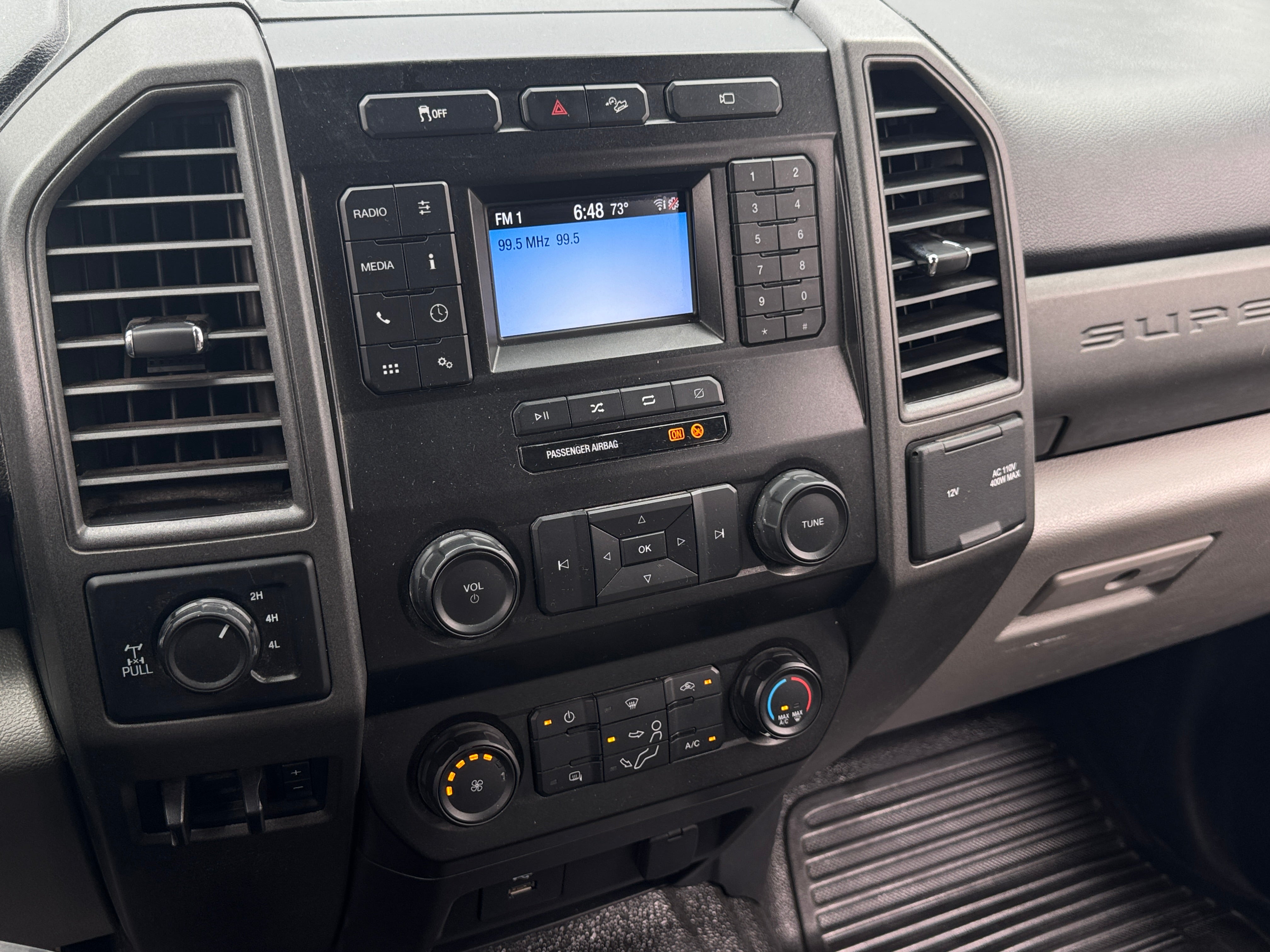 2020 Ford Econoline E-250 4