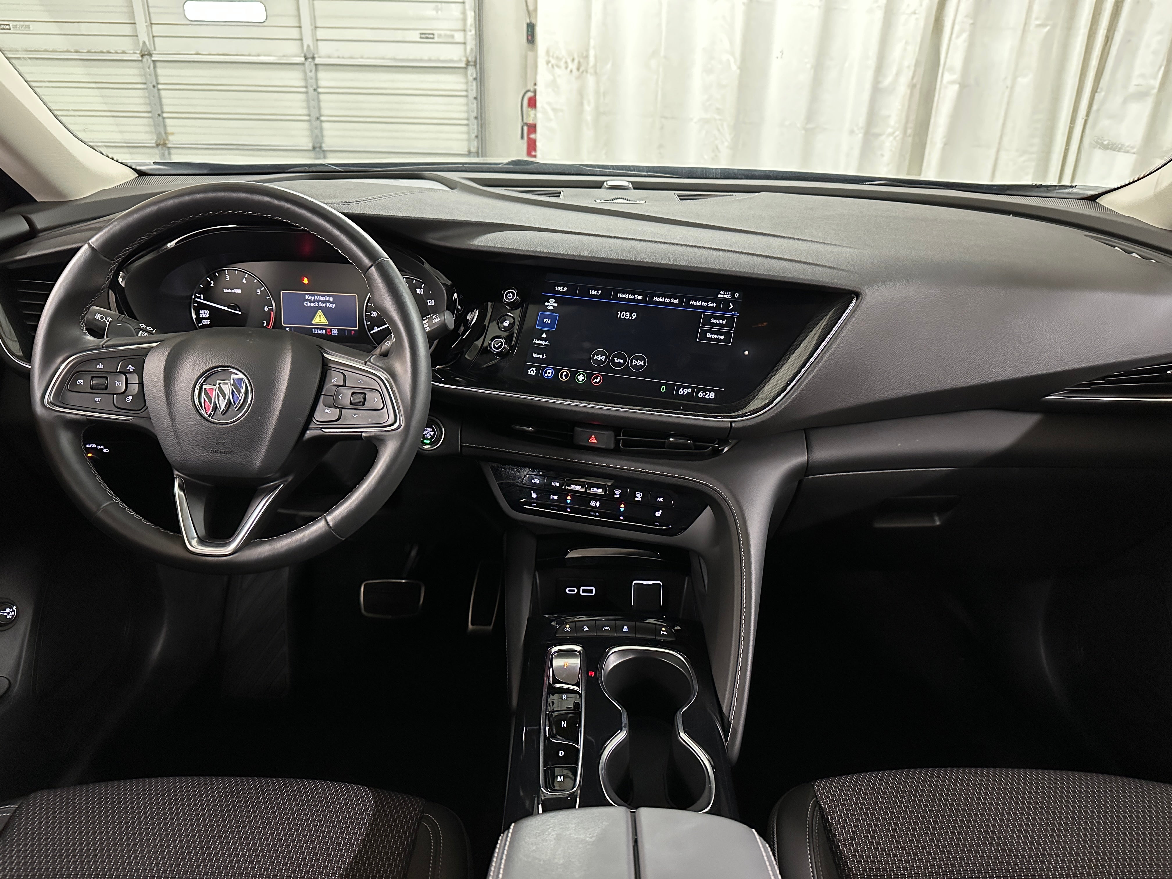 2023 Buick Envision Preferred 2