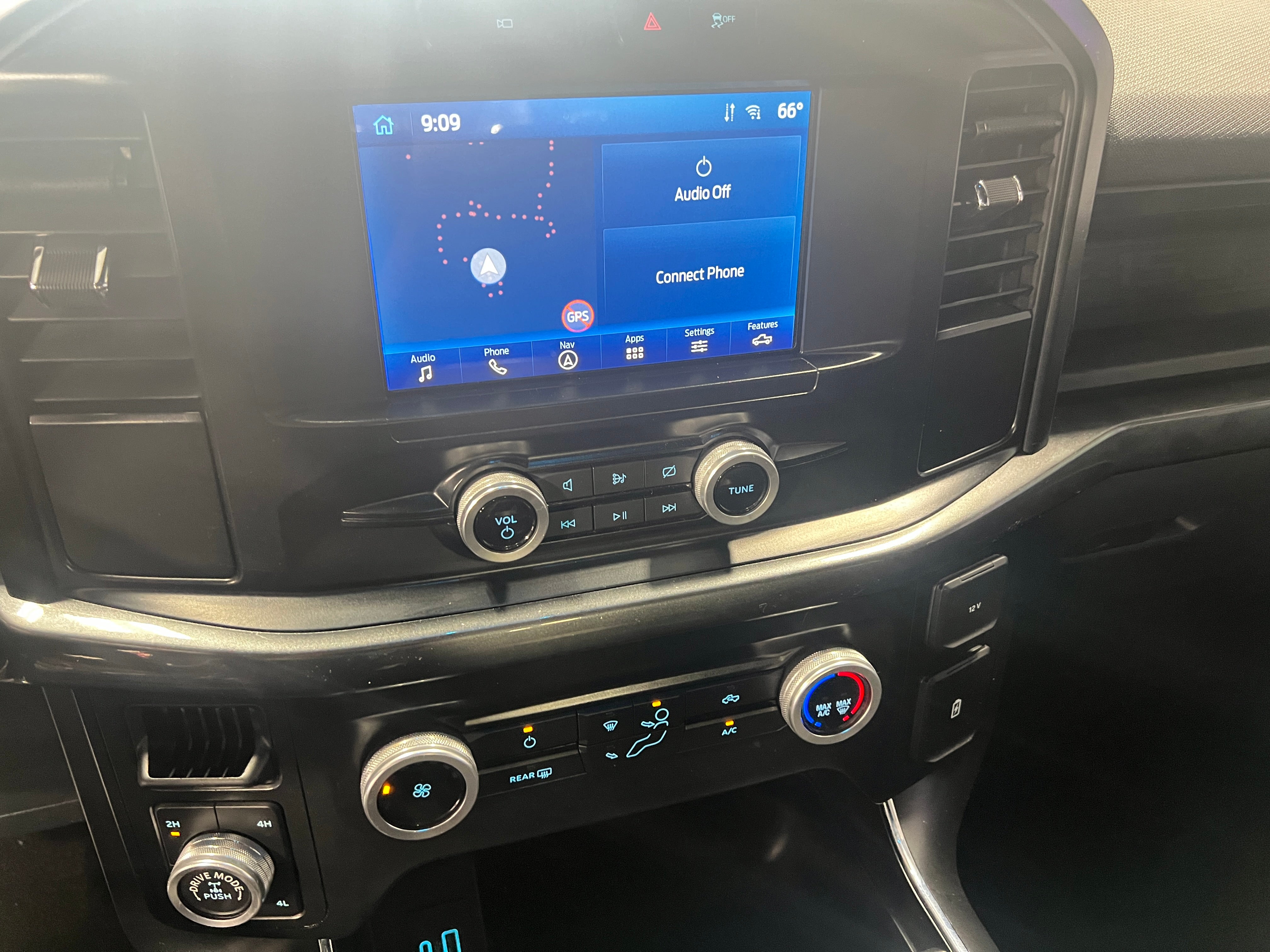 2022 Ford Econoline E-150 4