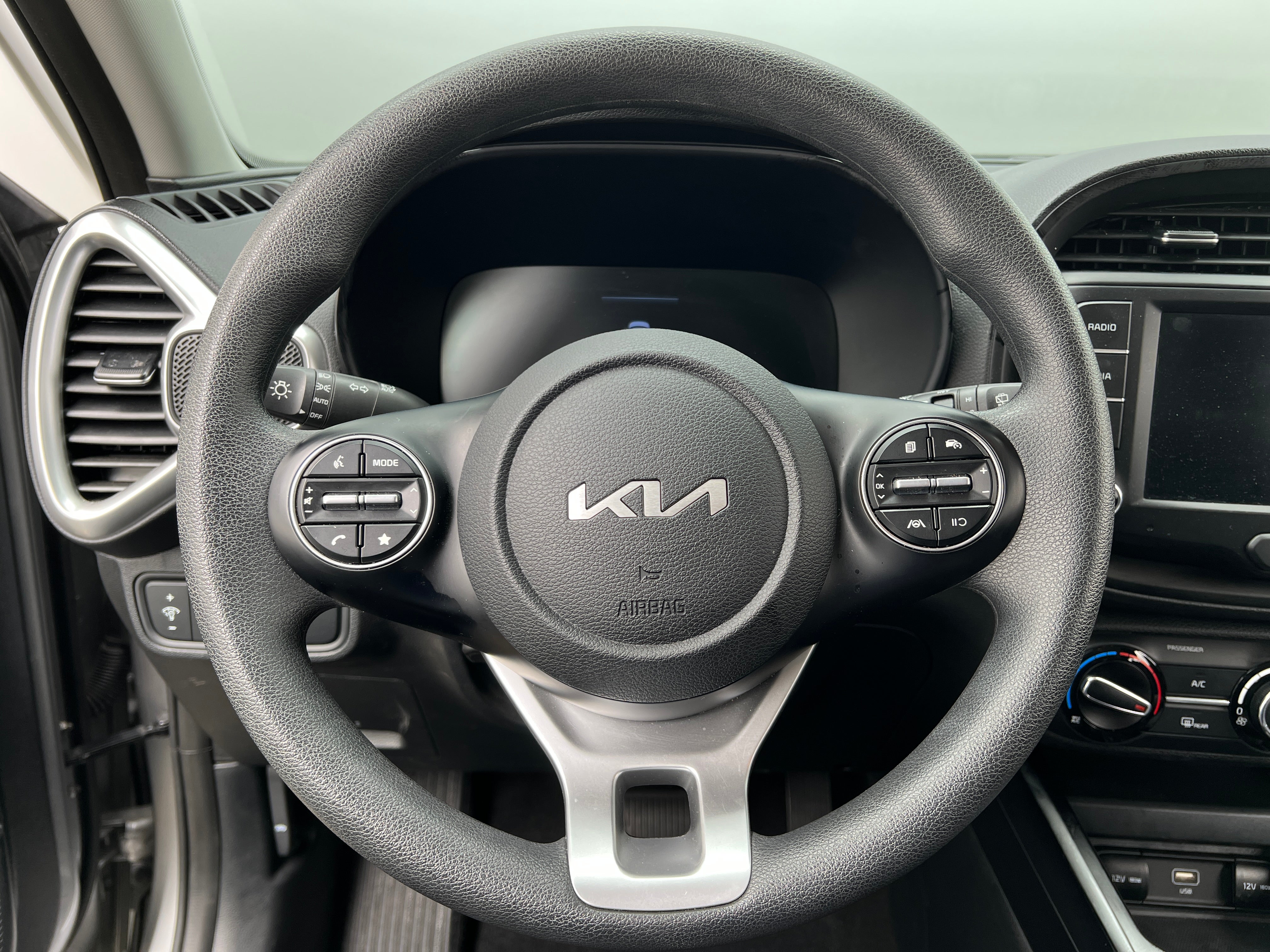 2024 Kia Soul LX 5