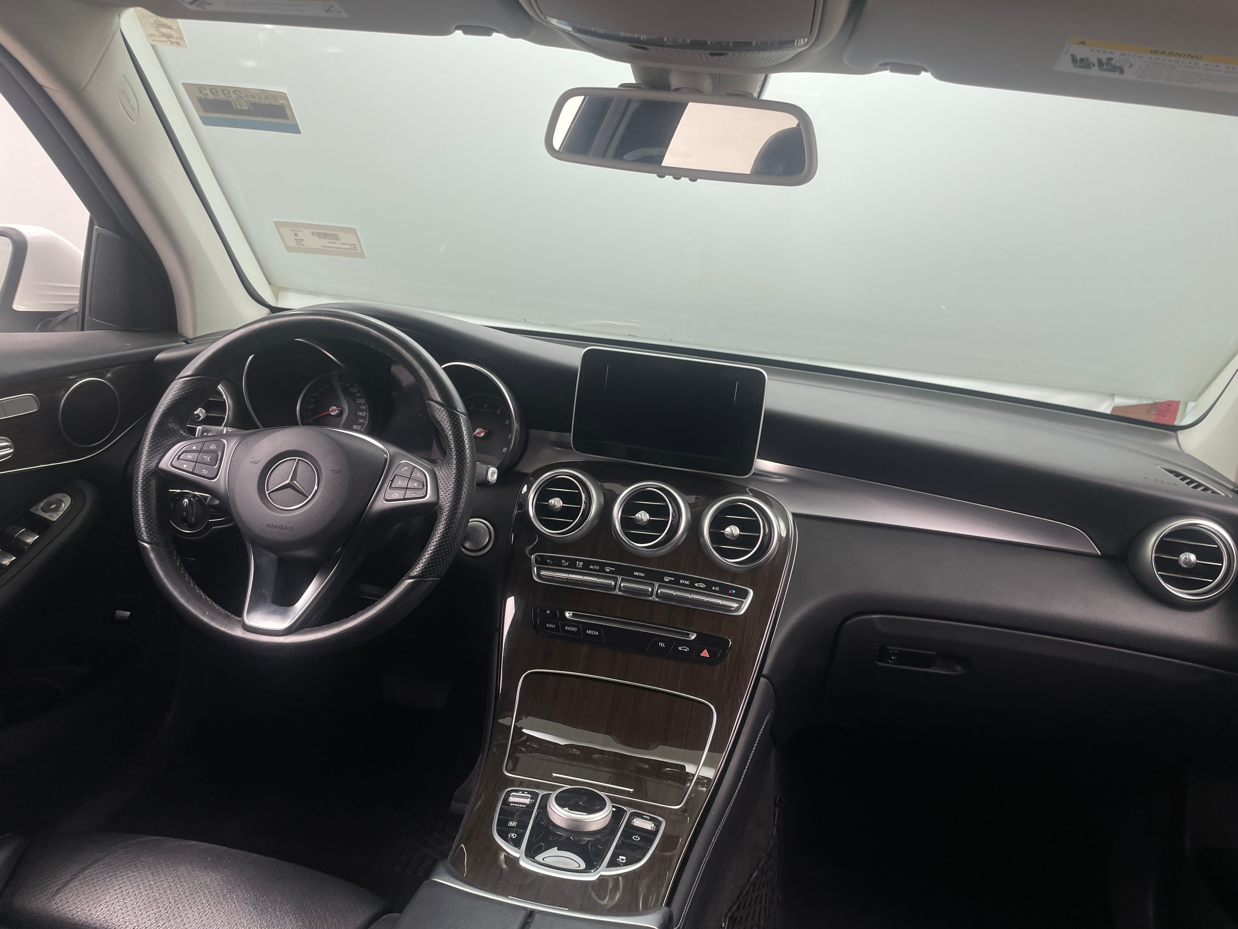2019 Mercedes-Benz GLC 300 2