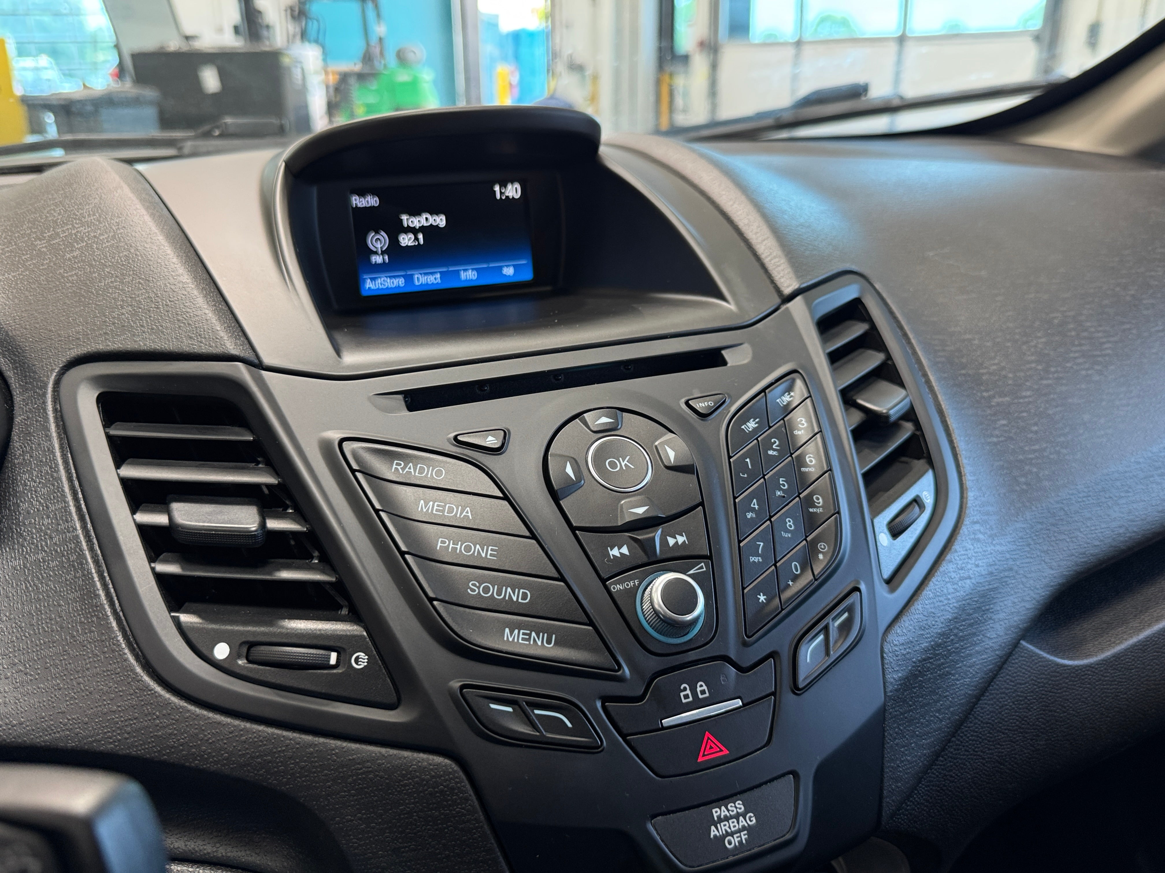 2018 Ford Fiesta SE 4