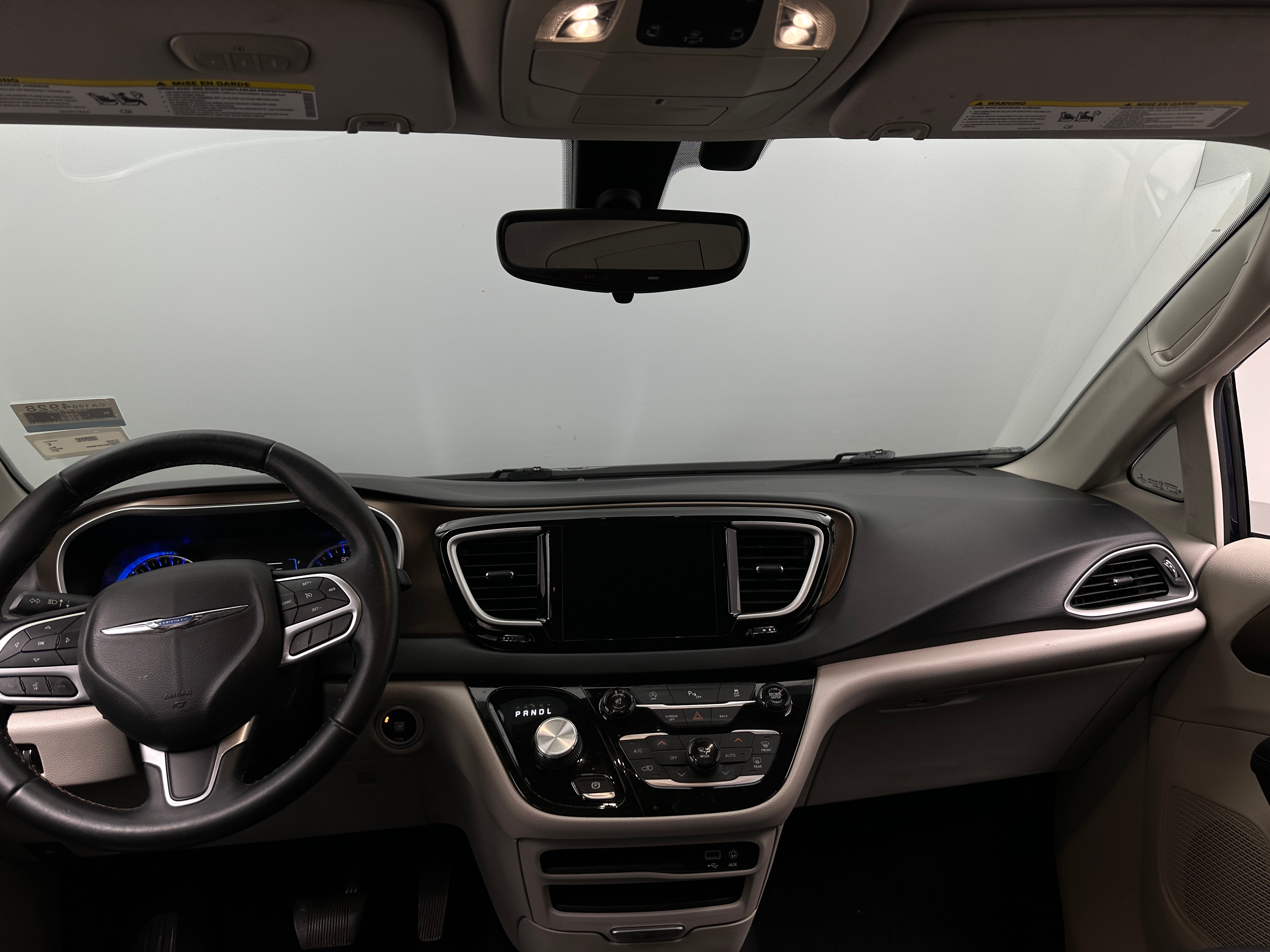 2017 Chrysler Pacifica Touring L 2